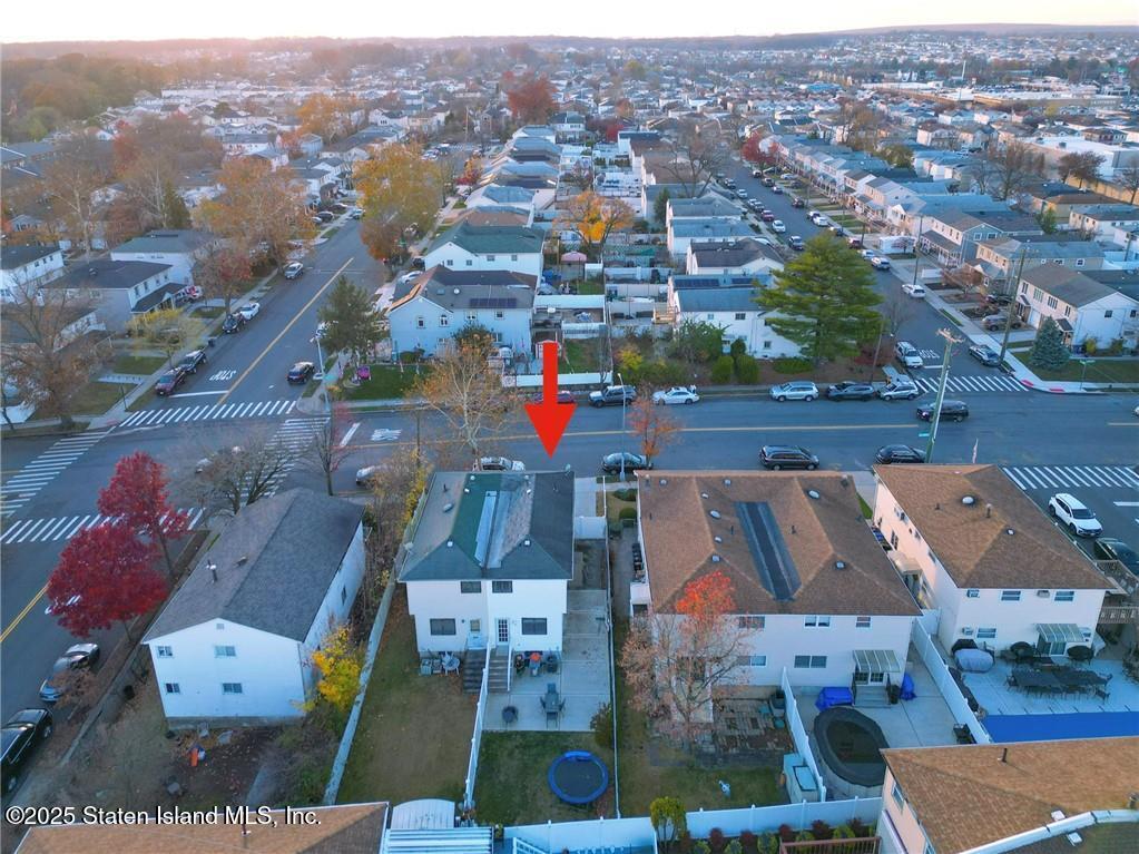 969 Armstrong Avenue Image 5