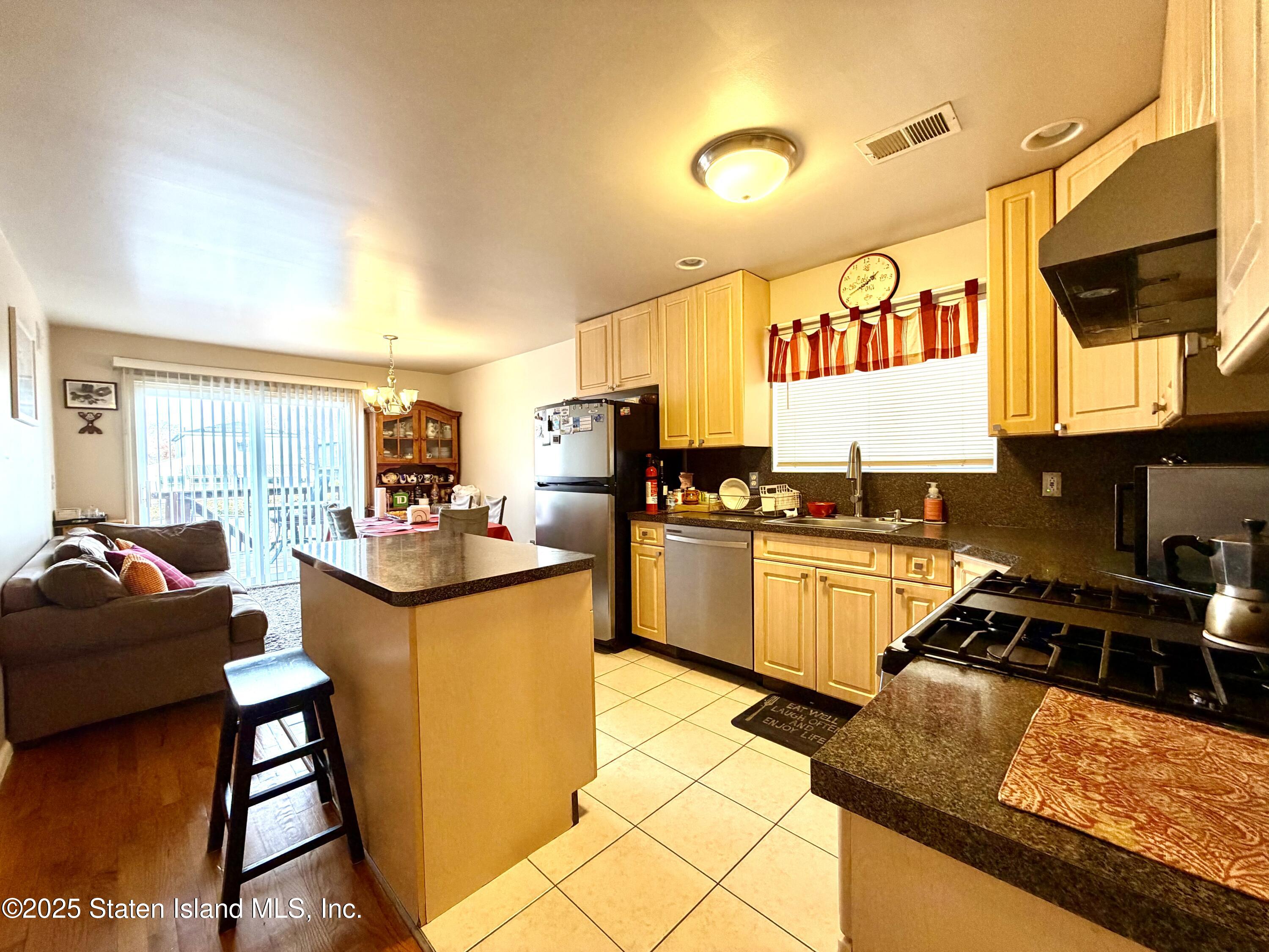 357 Cromwell Avenue, Staten Island, NY, 10305 image 6