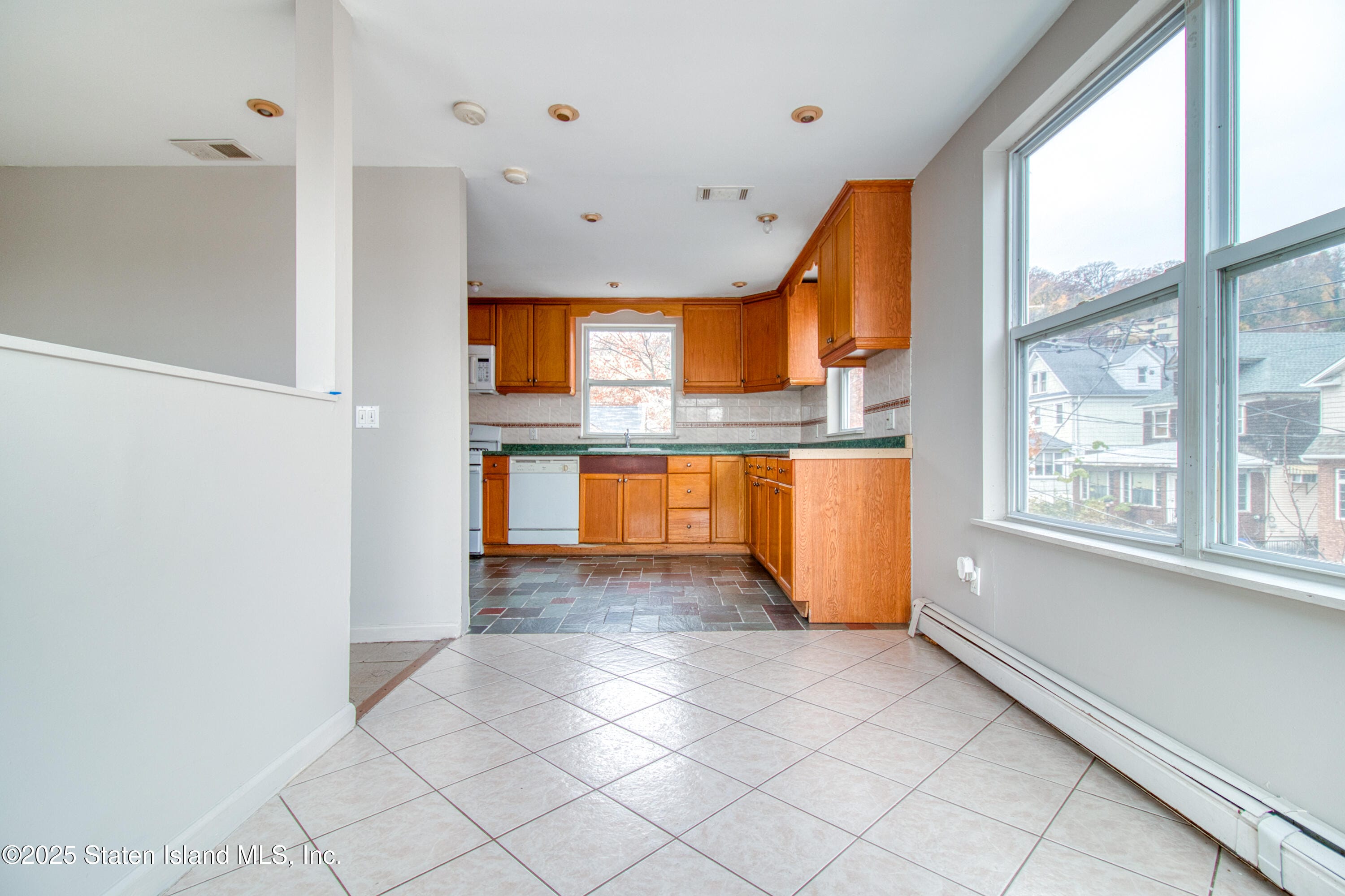 24 Roosevelt Street, Staten Island, NY, 10304 image 23