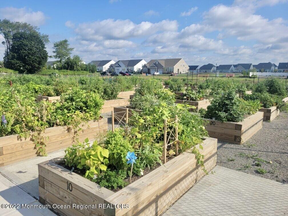 11 Wembley Court, Monroe, NJ, 08831 image 51