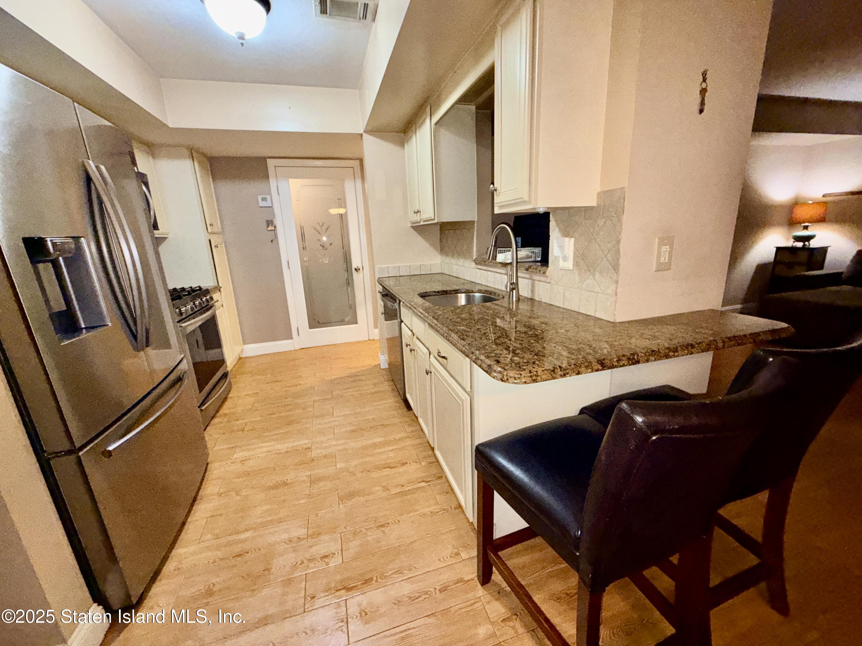 1446 Forest Hill Road 4, Staten Island, NY, 10314 image 8