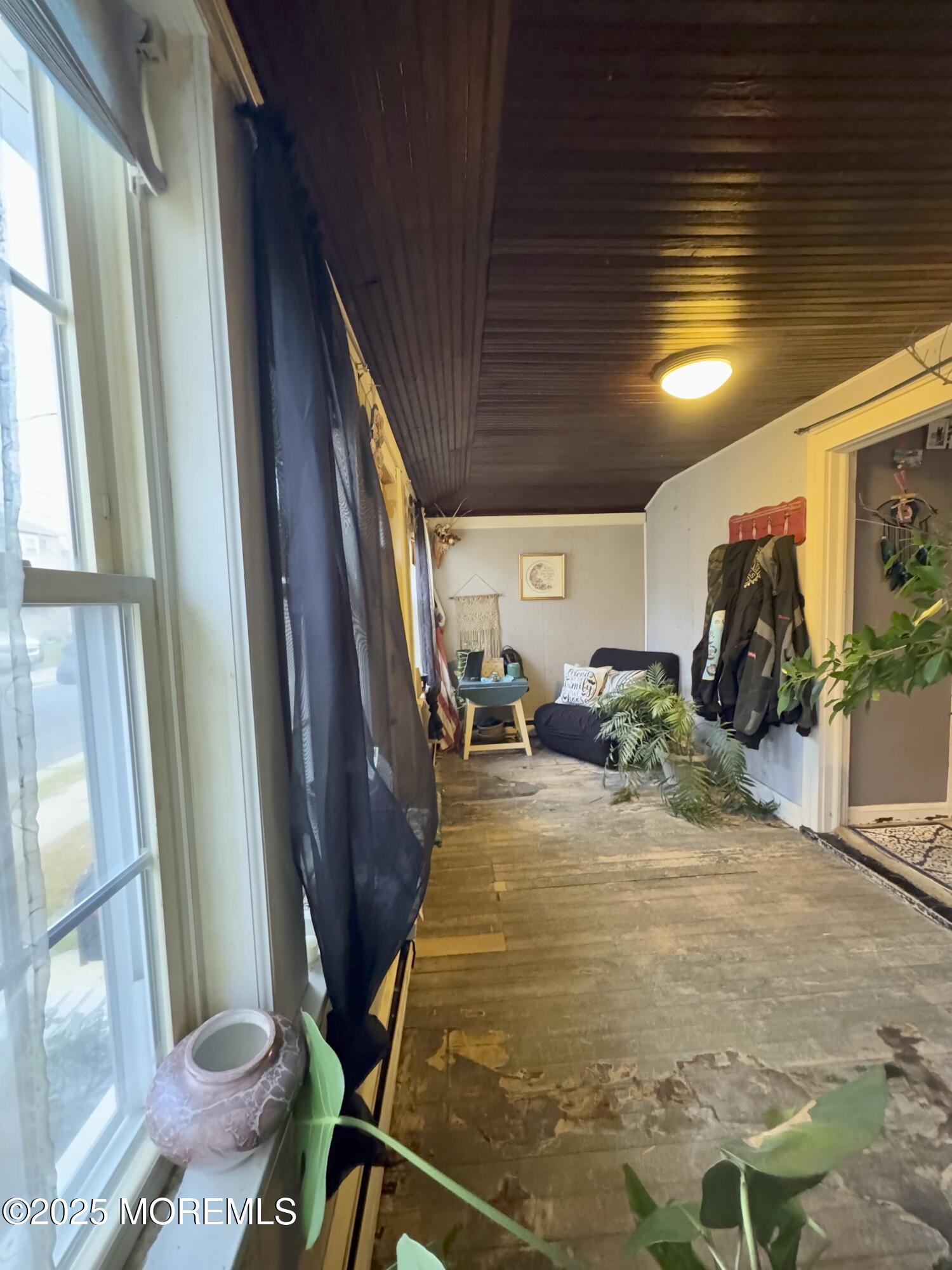 715 Park Avenue Image 5