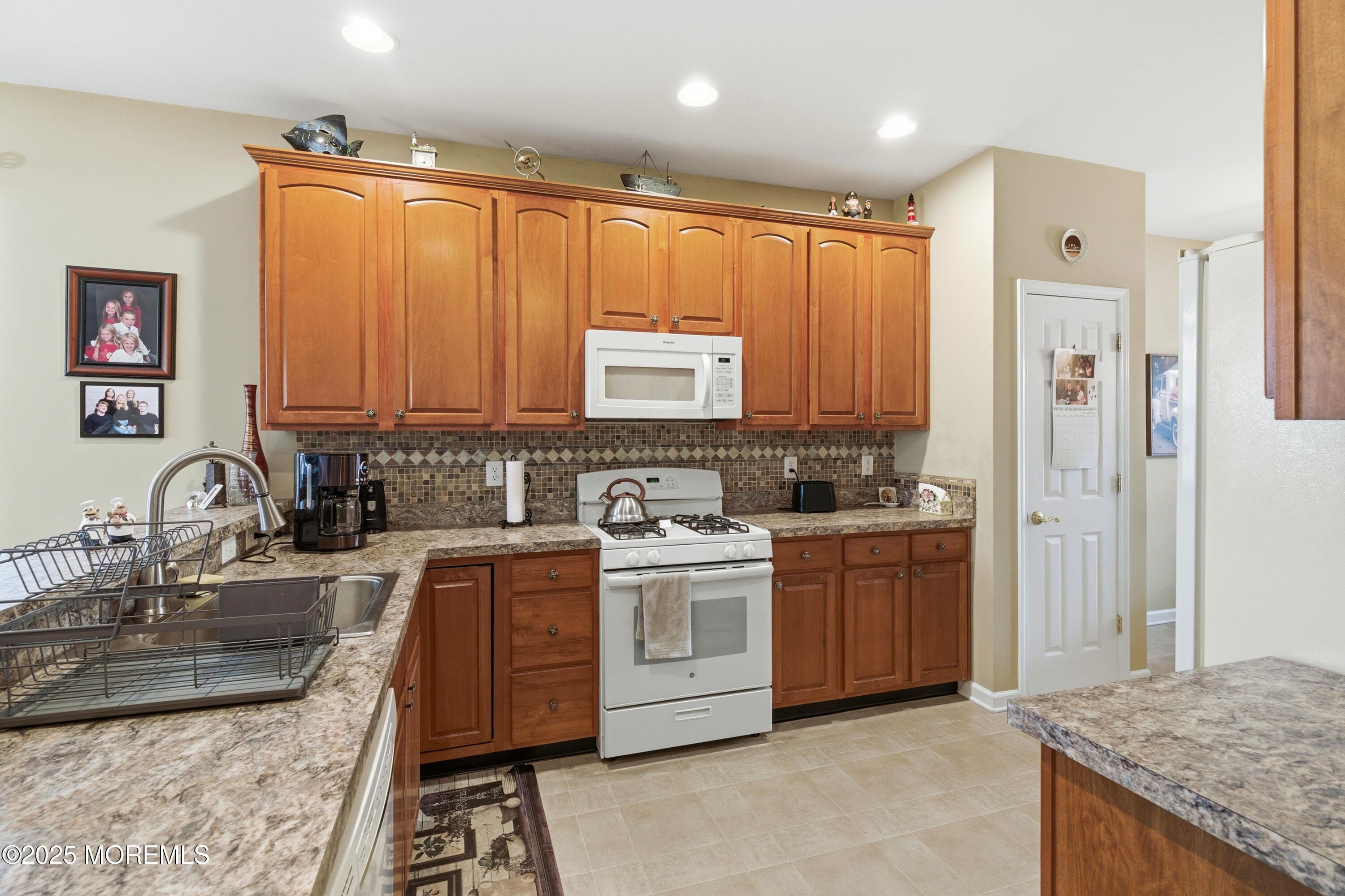 14 Hidden Lake Circle, Barnegat, NJ, 08005 image 10