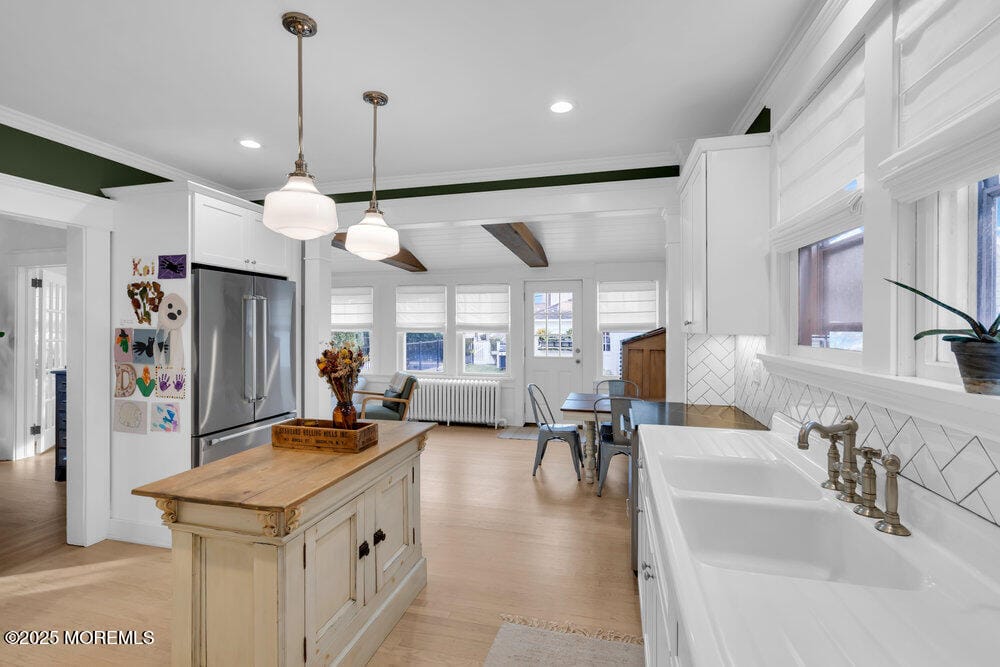 800 Grove Street Image 2