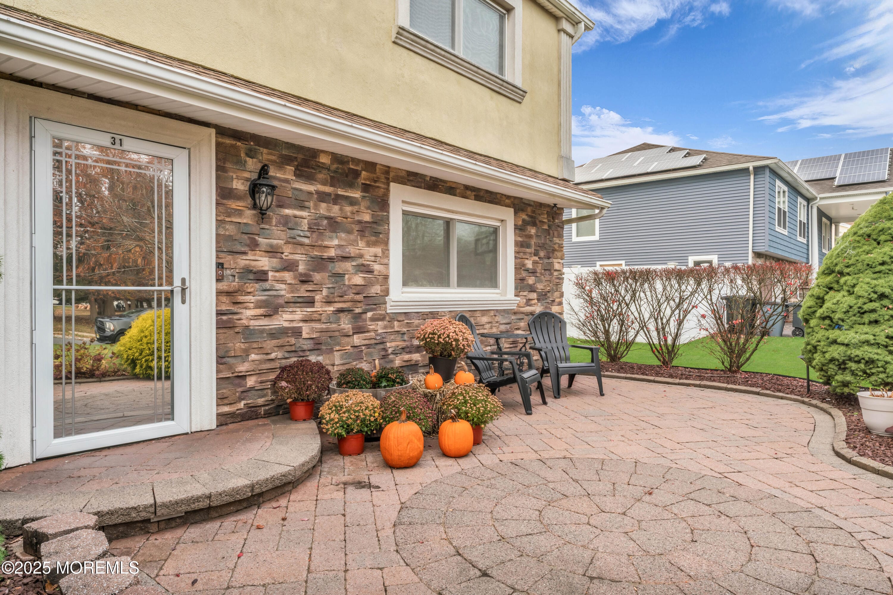 31 Winthrop Drive Image 3