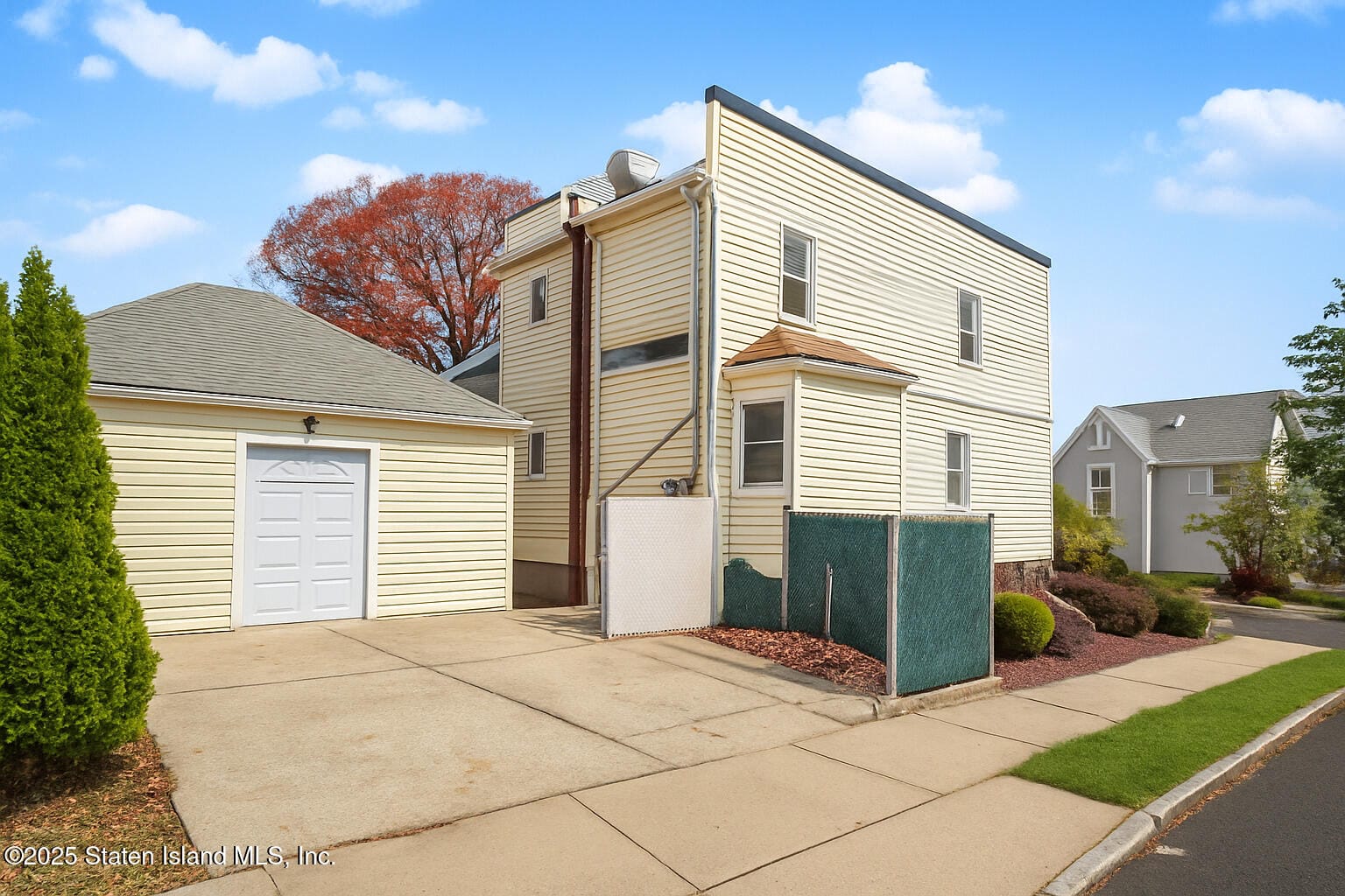 262 Maine Avenue Image 2