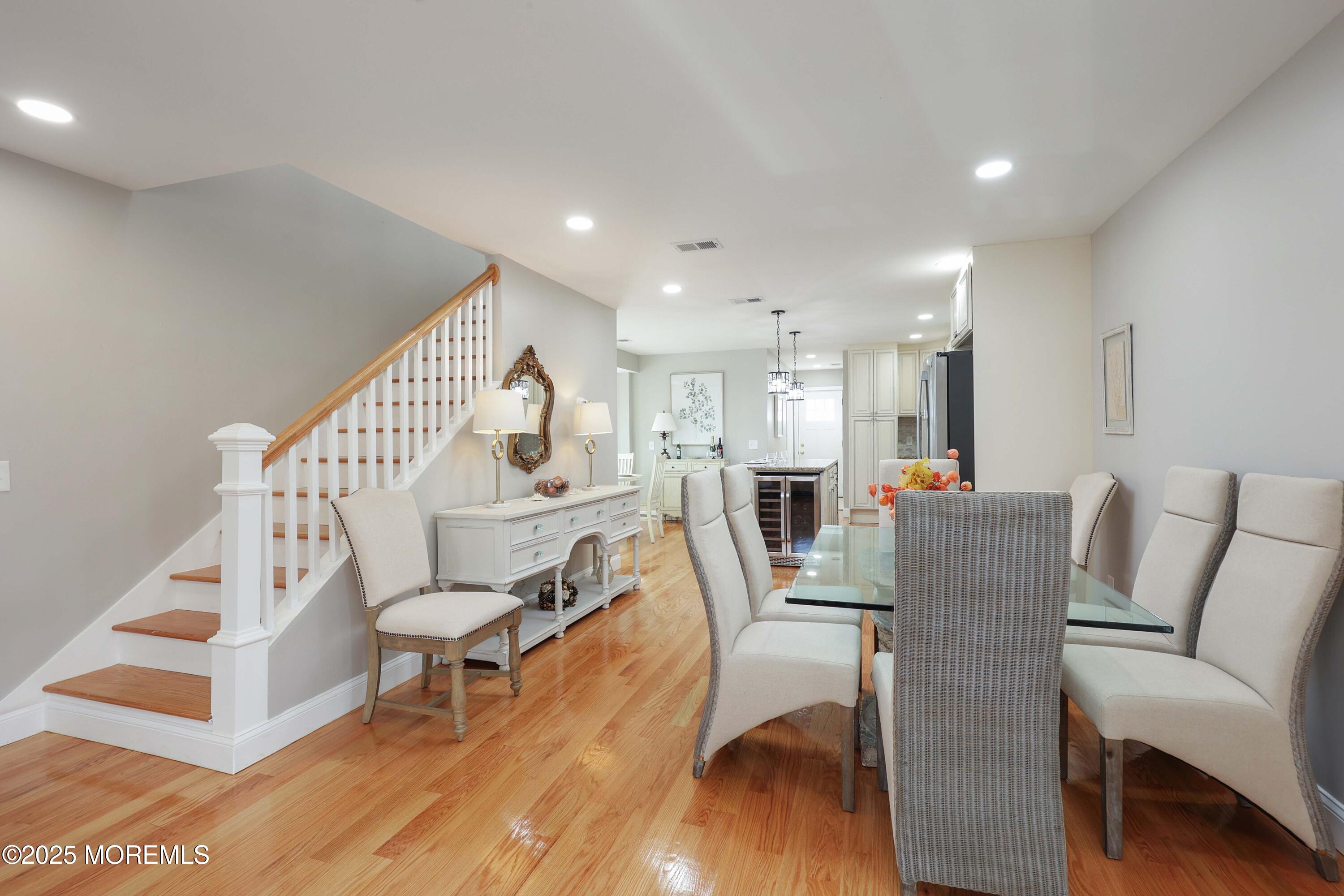 1902 Stratford Image 4