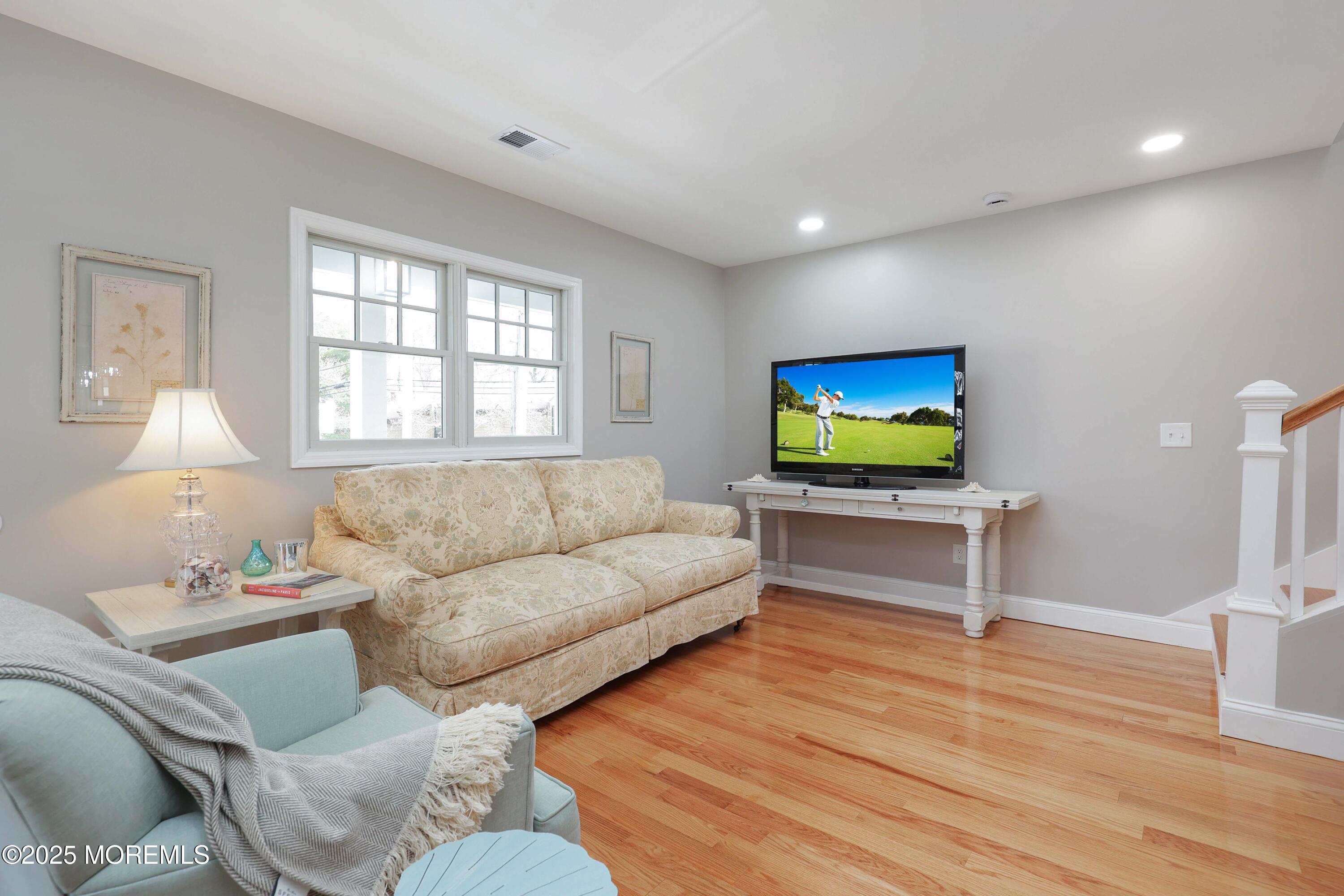 1902 Stratford Image 2