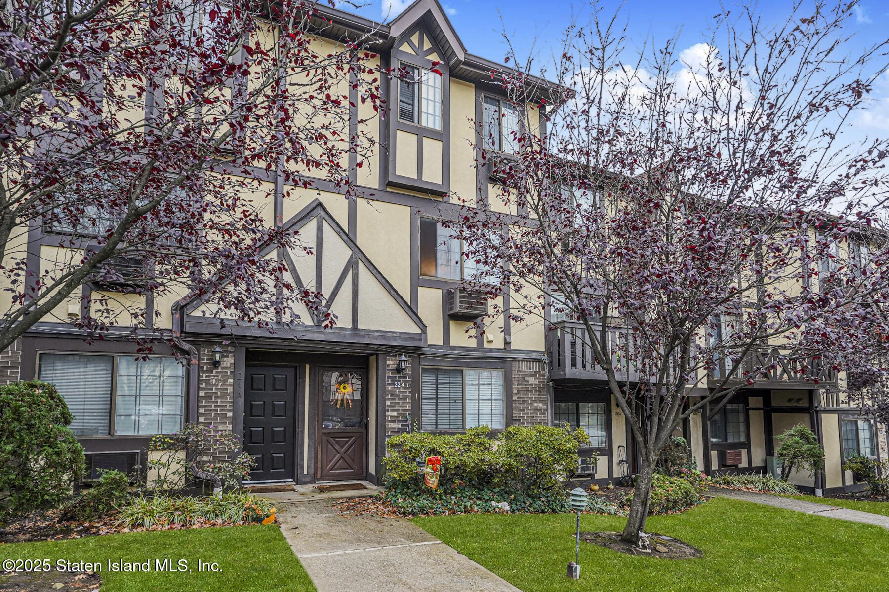 22 A Elmwood Park Drive, Staten Island, NY, 10314