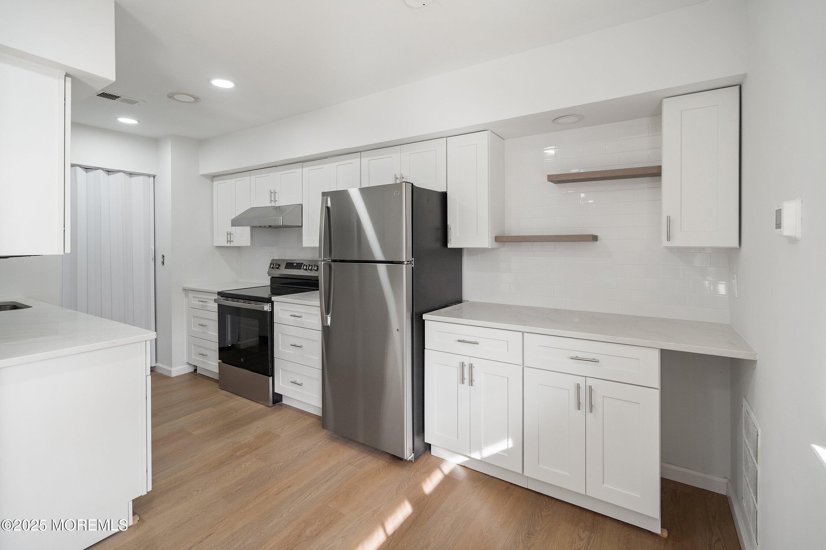 4 Hawaii Court 1003 Image 5