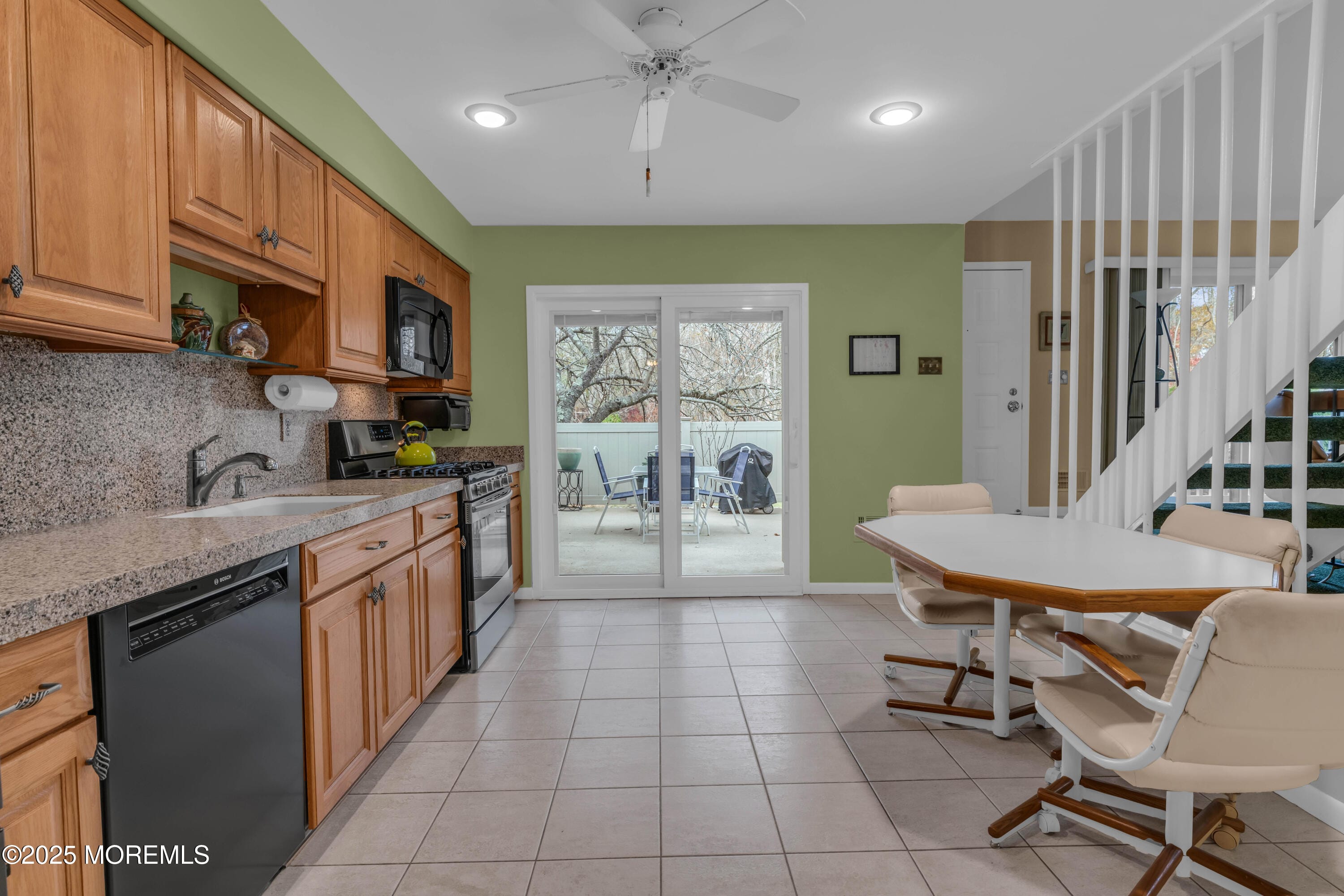 55 Cotswold Circle Image 3