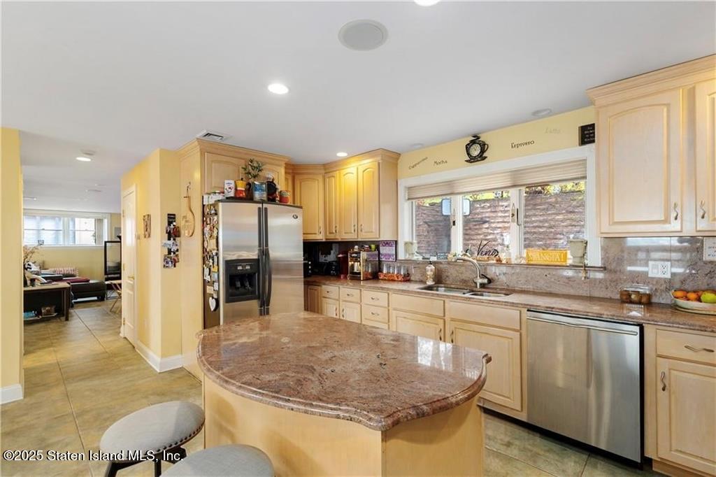 16 Diana Trail, Staten Island, NY, 10304 image 19