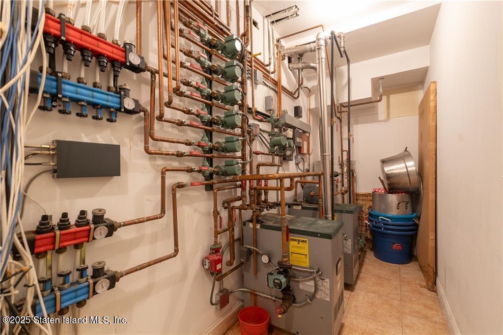 16 Diana Trail, Staten Island, NY, 10304 image 41