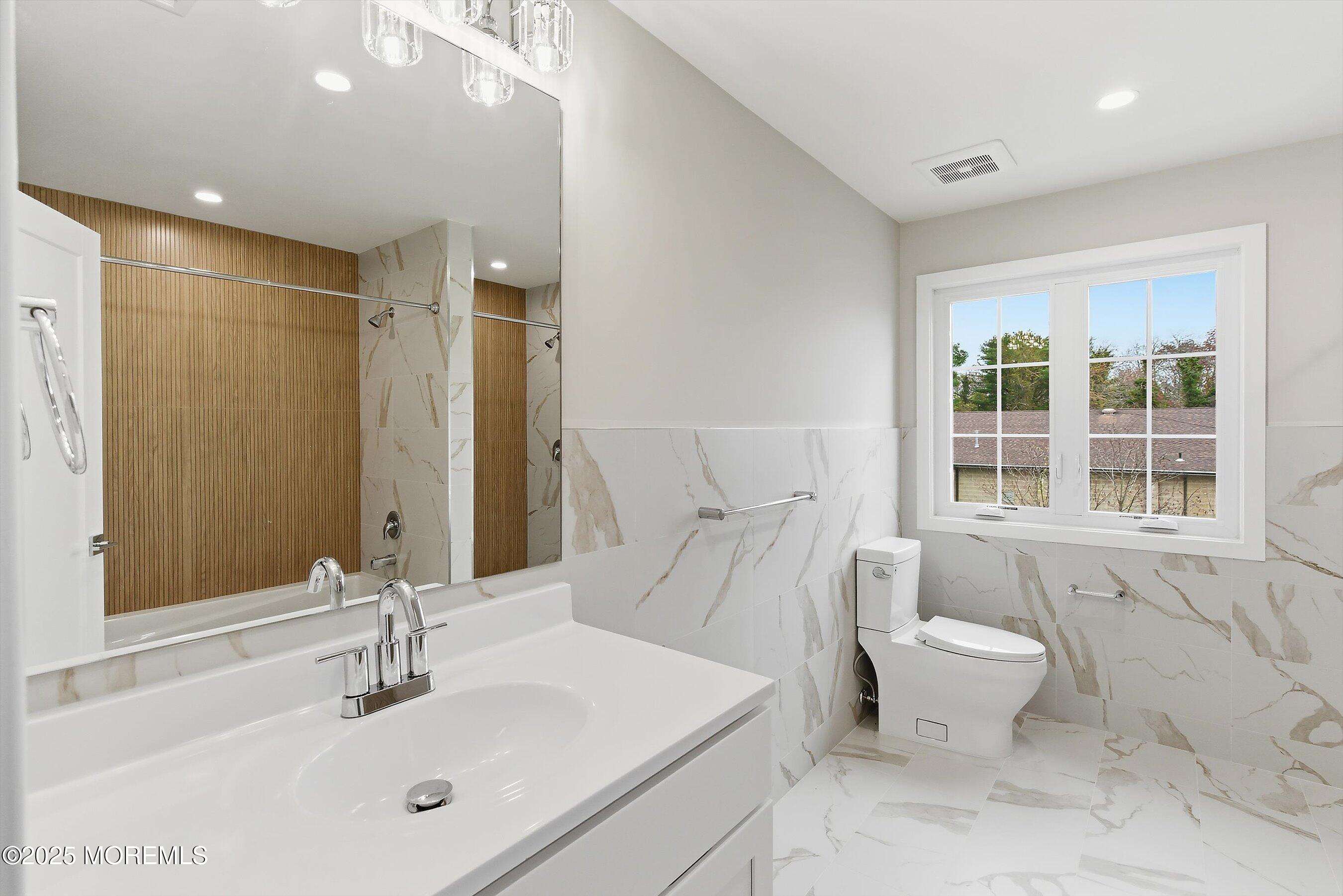 14 Blue River Way, Lakewood, NJ, 08701 image 32