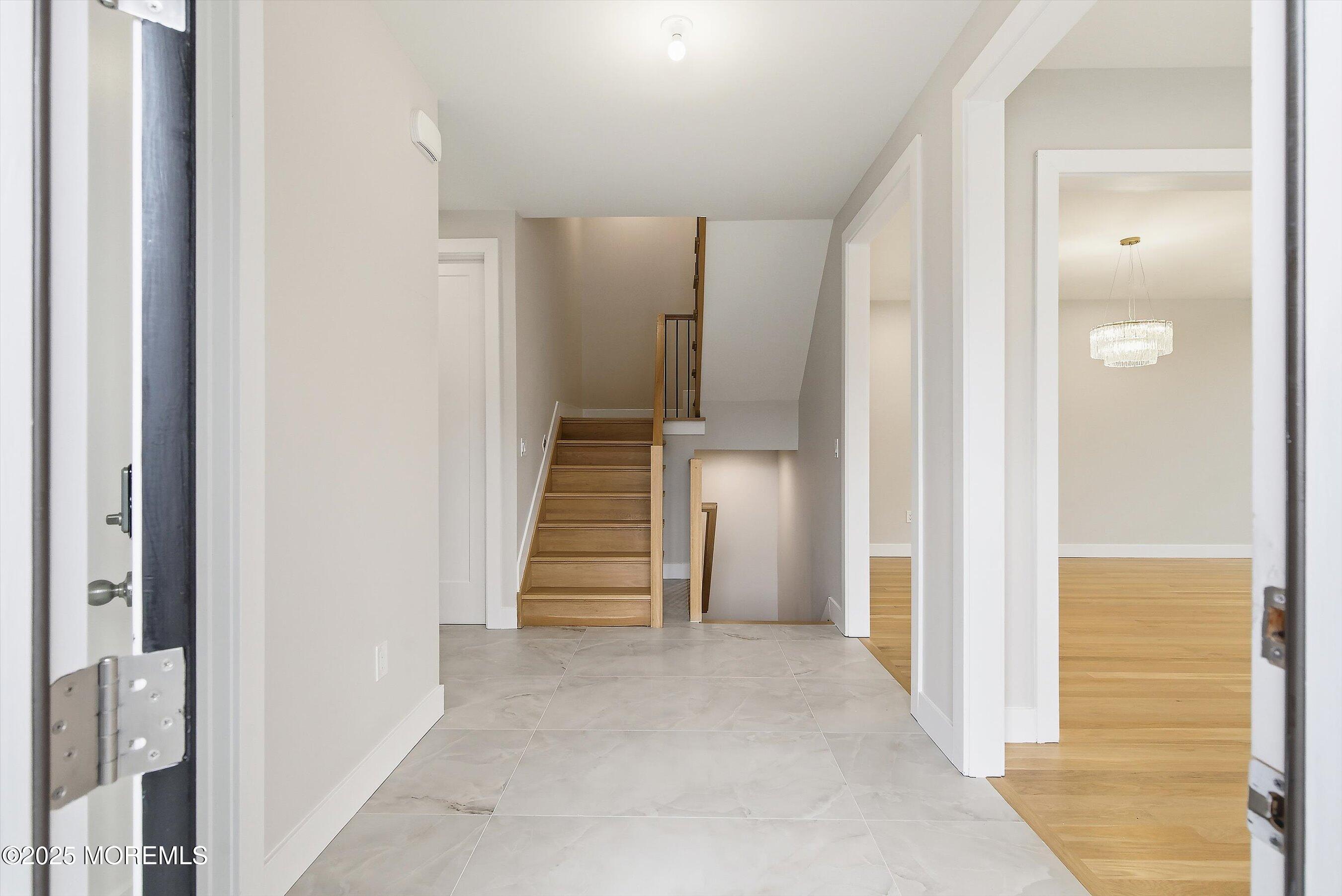 14 Blue River Way Image 1