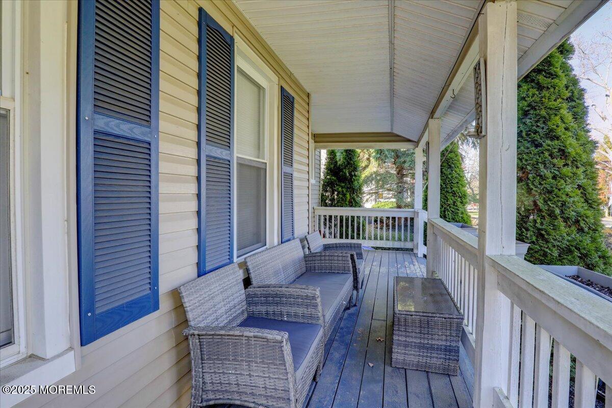 52 Manalapan Avenue Image 3