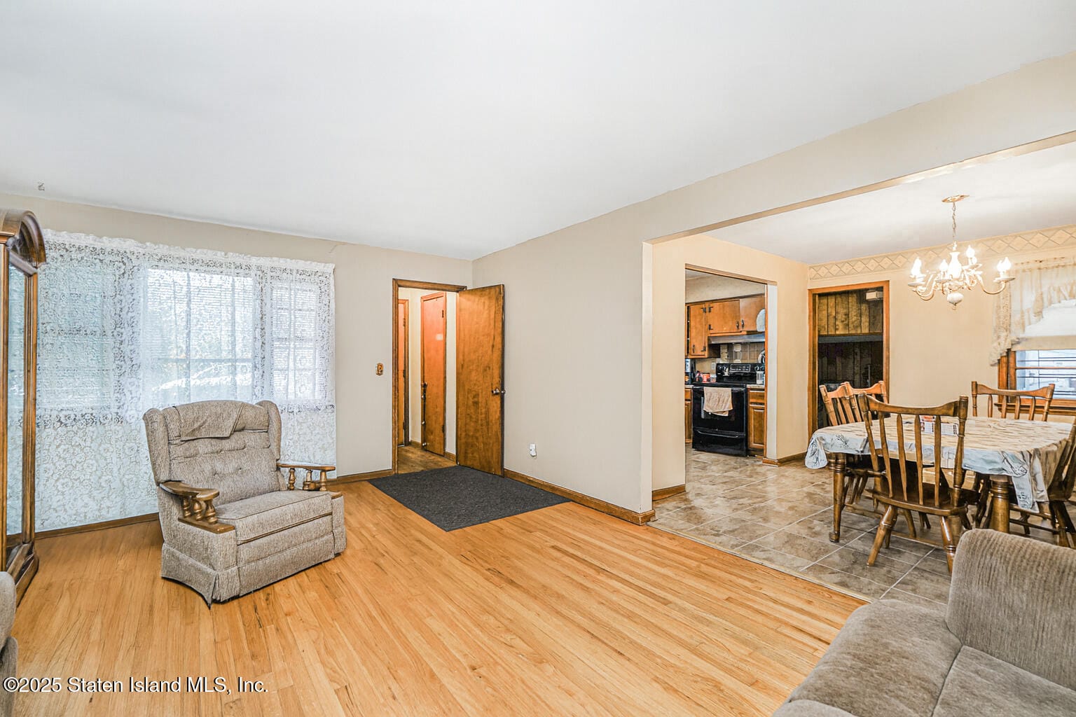 35 Shawnee Street, Staten Island, NY, 10301 image 8