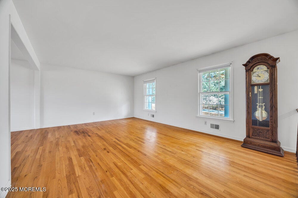 185 Ballantine Road Image 2