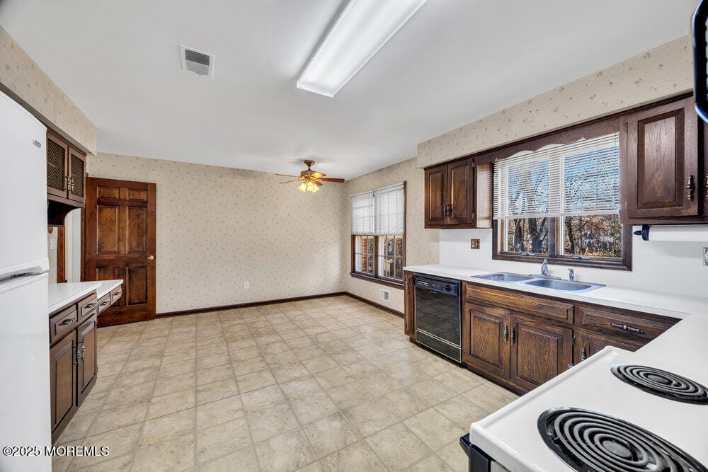 185 Ballantine Road Image 4