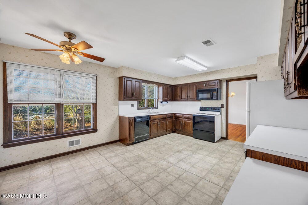 185 Ballantine Road Image 5