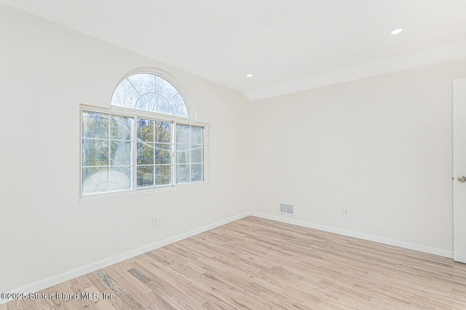 23 Kansas Avenue, Staten Island, NY, 10305 image 11