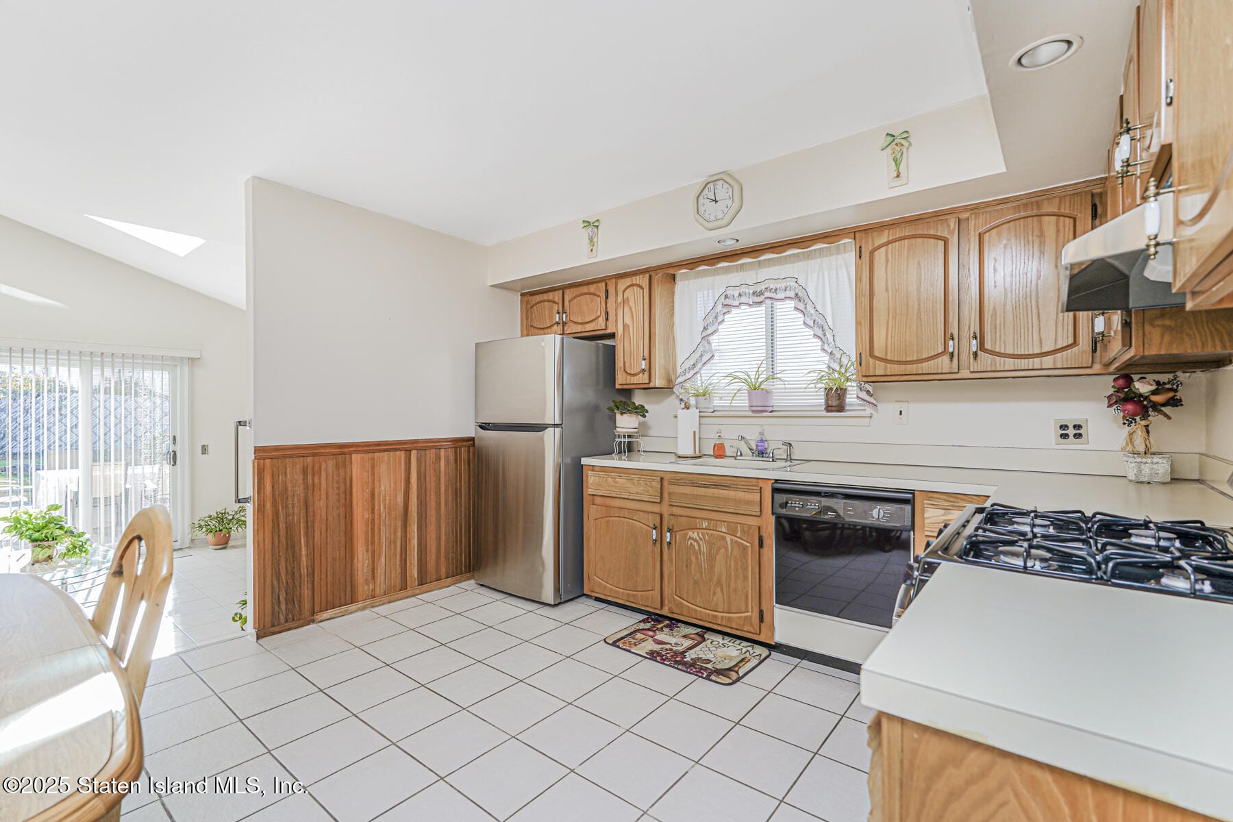 11 Ironwood Street, Staten Island, NY, 10308 image 8