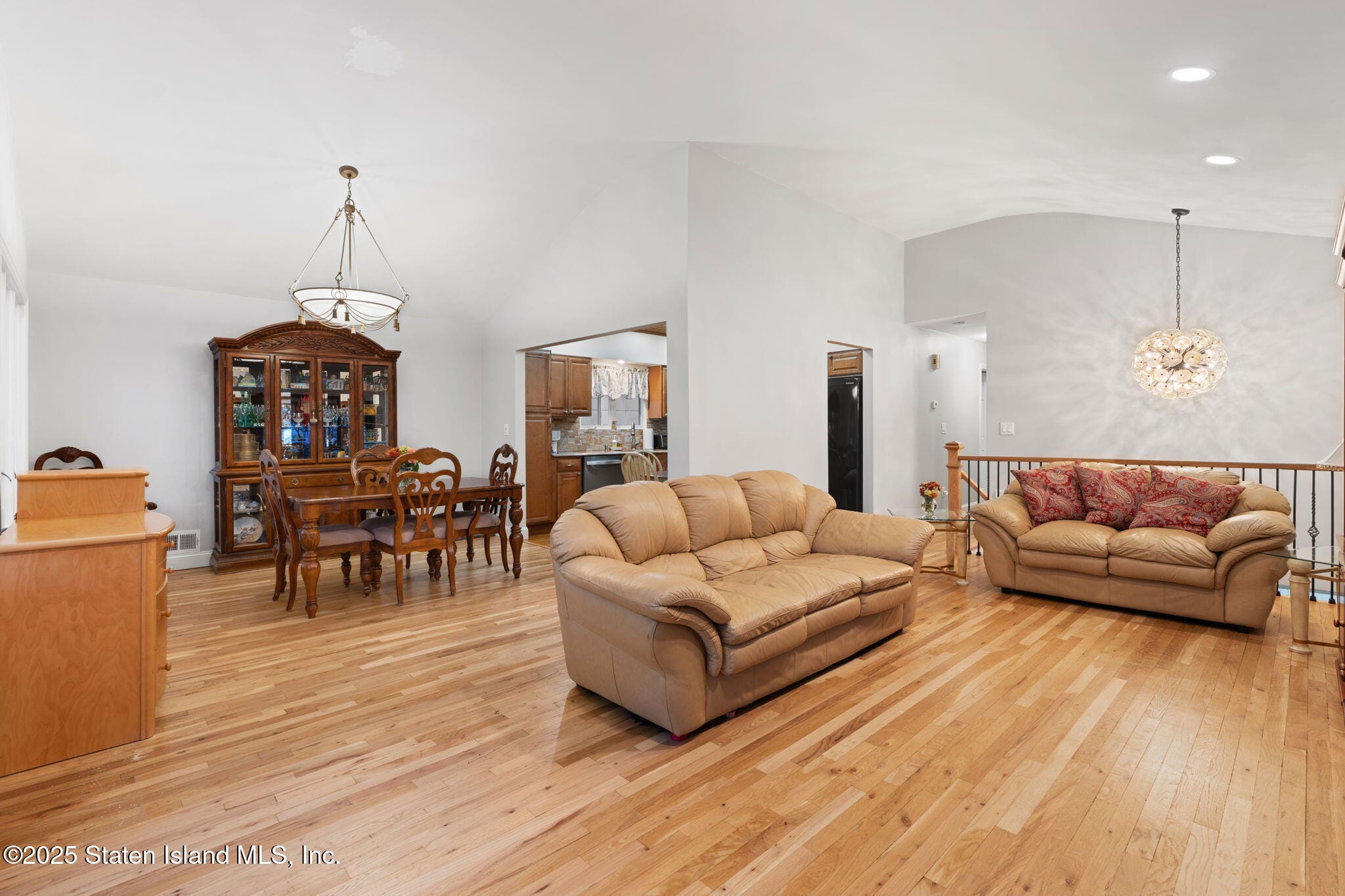 20 Helene Court Image 3