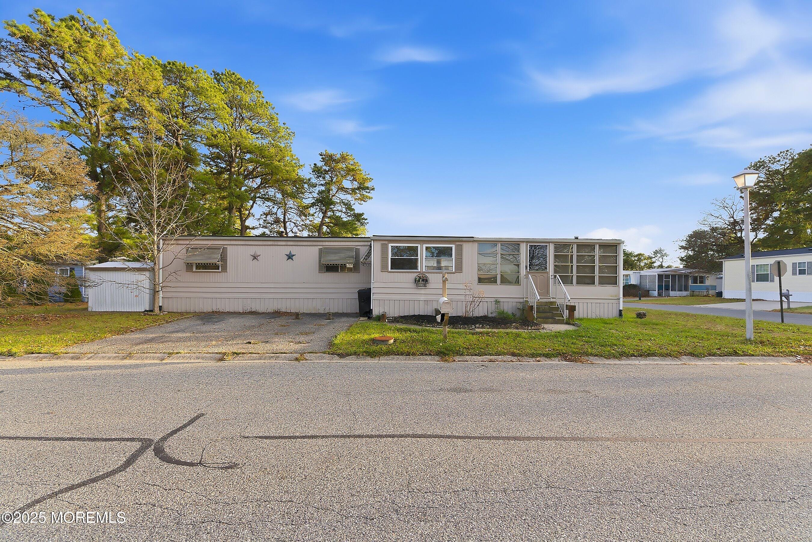 27 Martin Drive Image 2