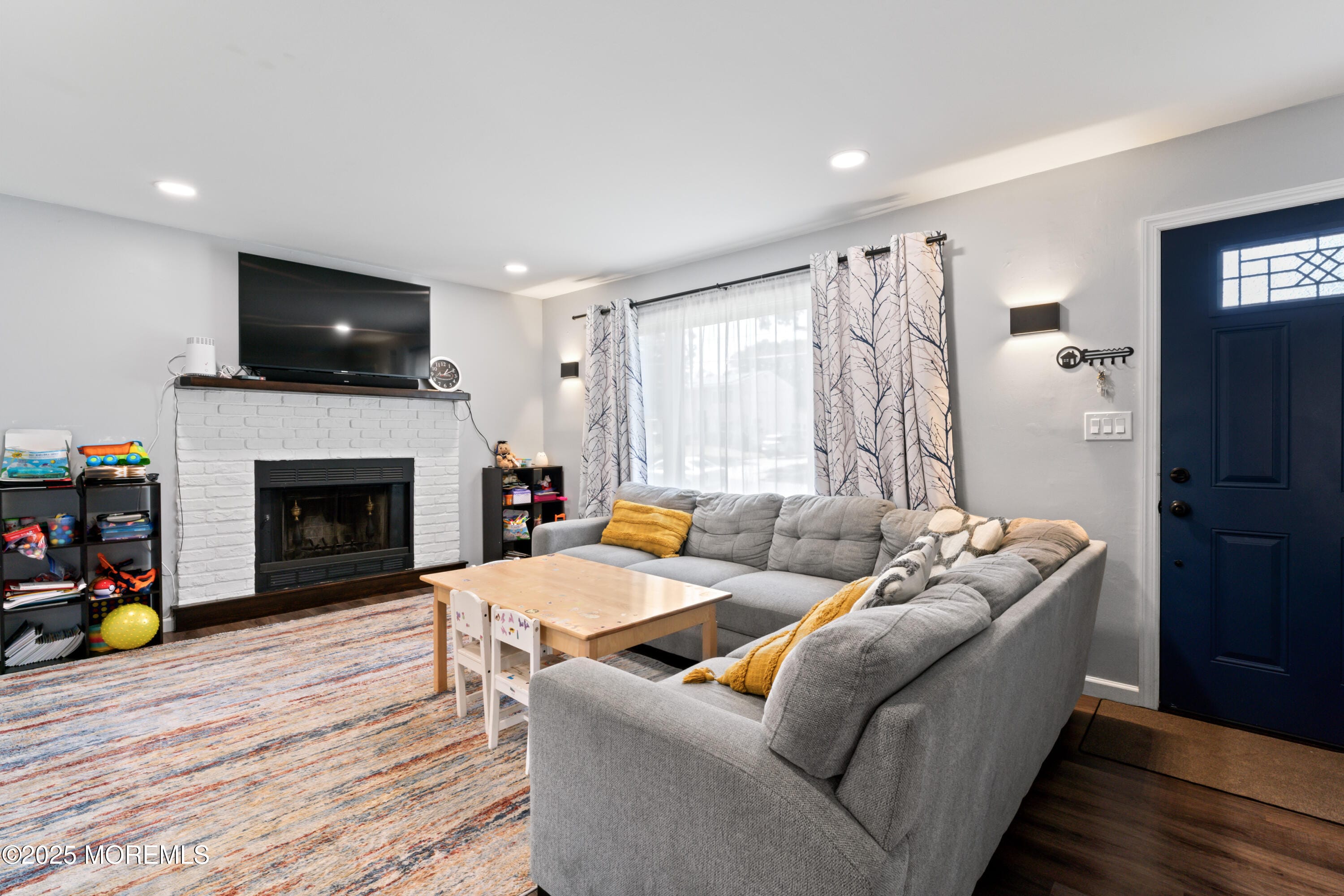 573 Sumner Avenue Image 5