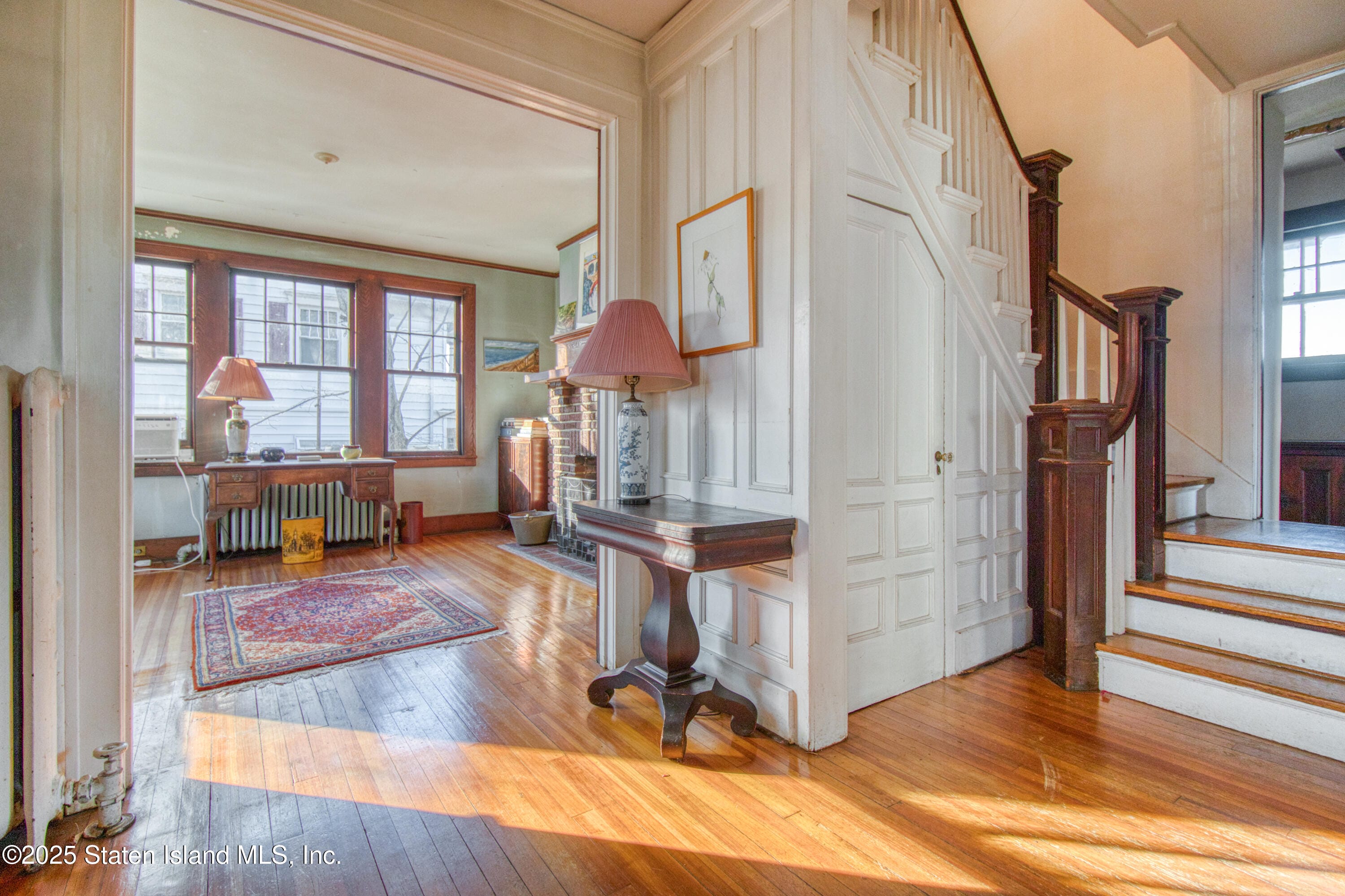 219 Kingsley Avenue Image 2