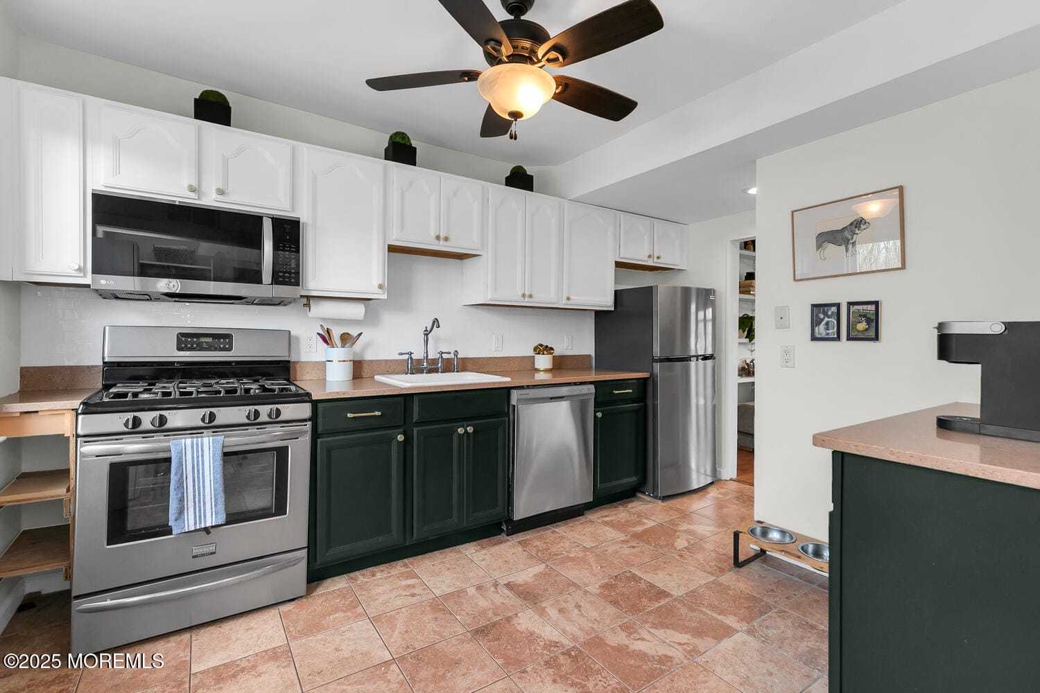 20 Barker Avenue Image 5