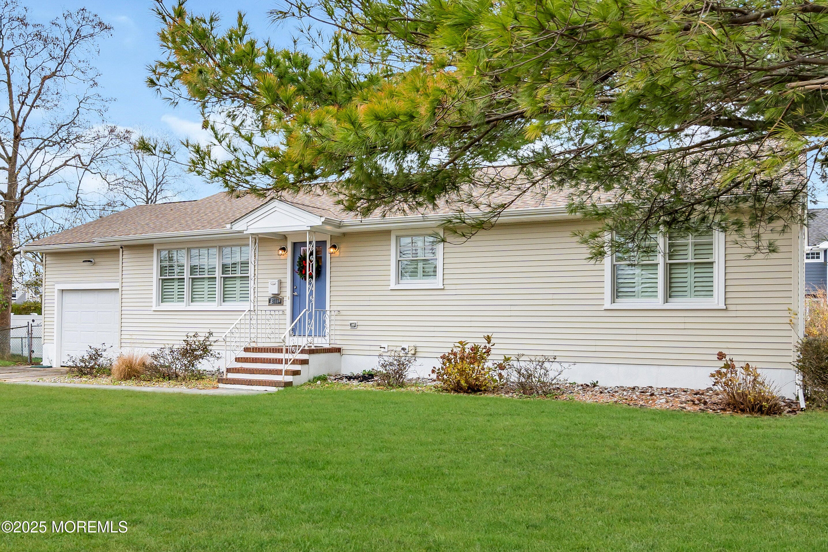 2419 Kipling Avenue Image 1