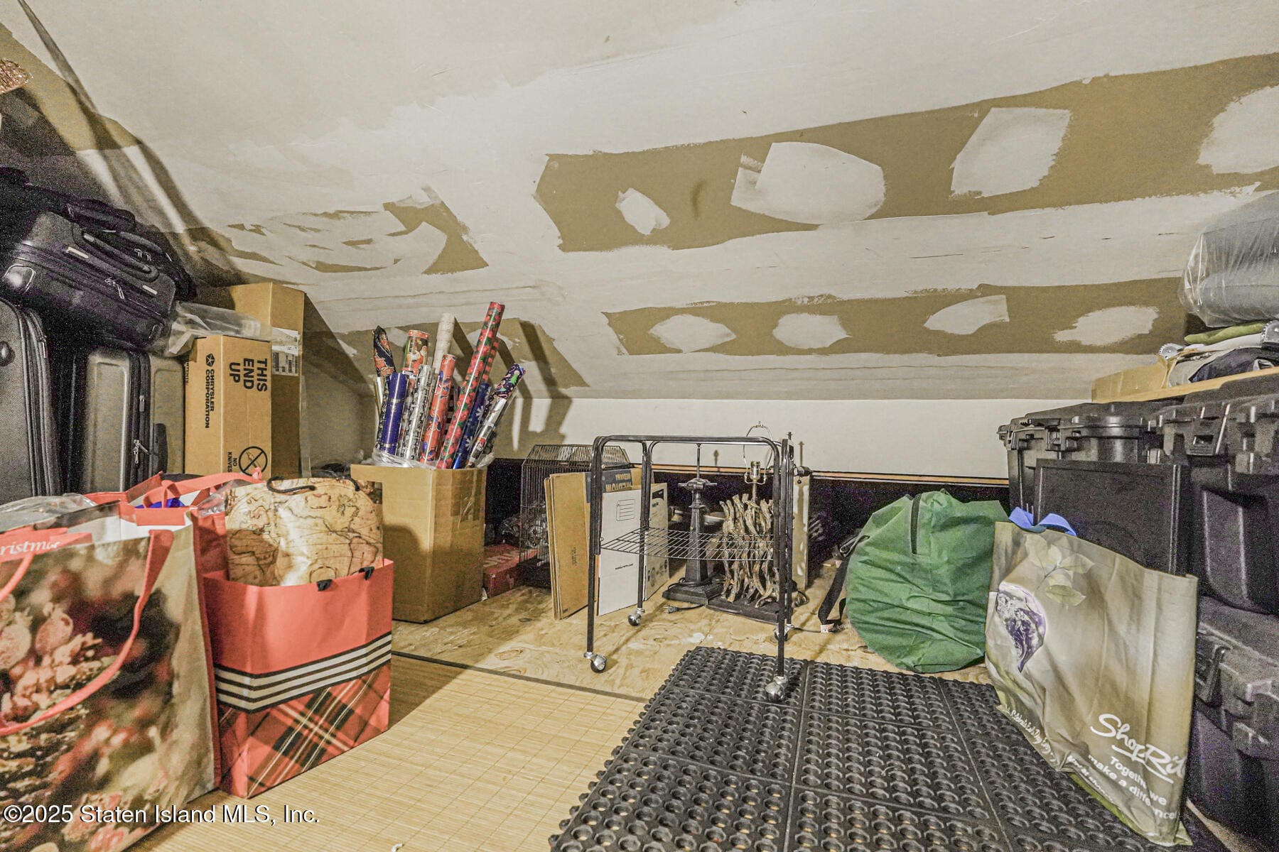 17 Lorraine Loop, Staten Island, NY, 10309 image 25