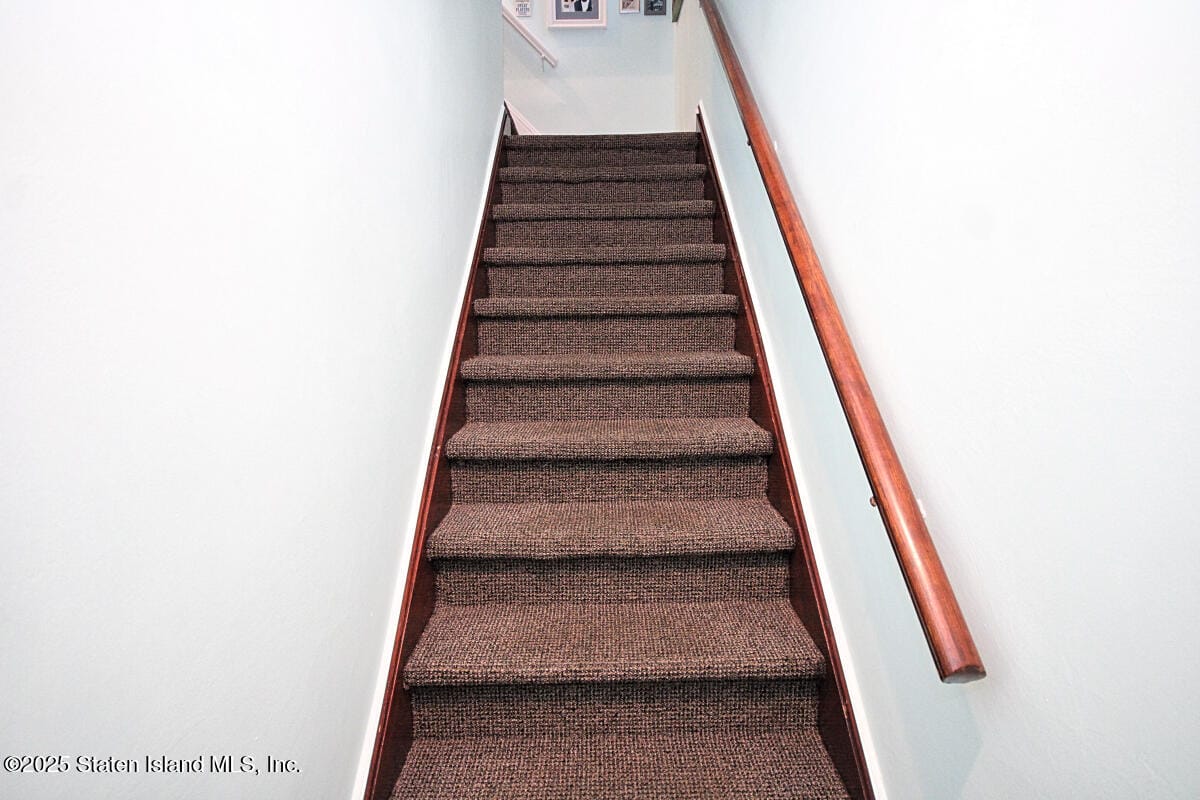 190 Hope Avenue, Staten Island, NY, 10305 image 13