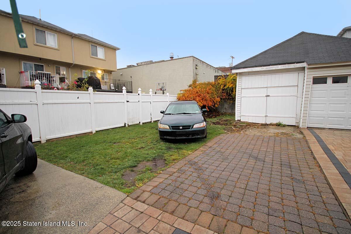 9 New Lane, Staten Island, NY, 10305 image 20