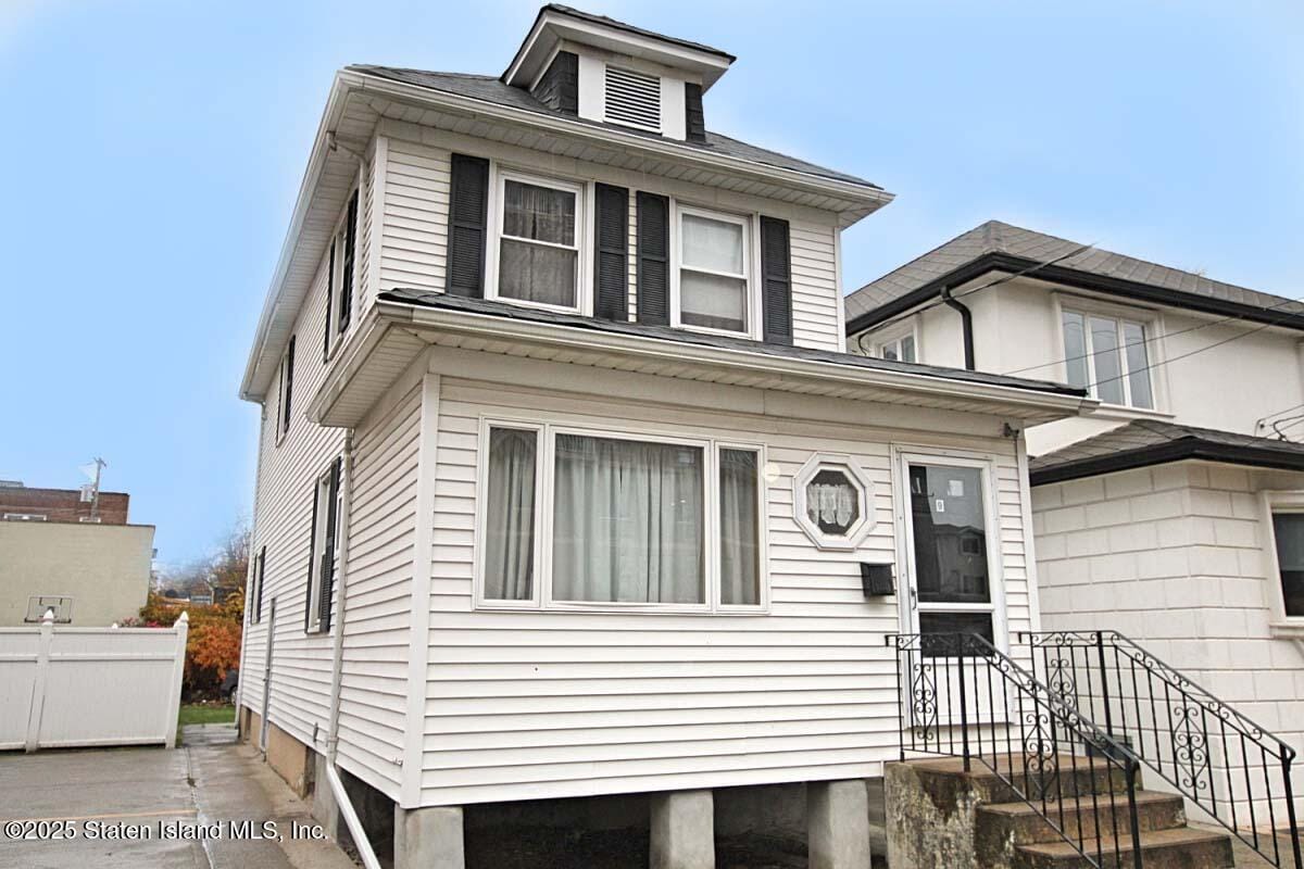 9 New Lane, Staten Island, NY, 10305