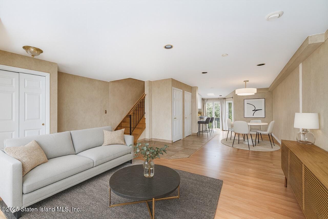 41 Wolcott Avenue Image 2