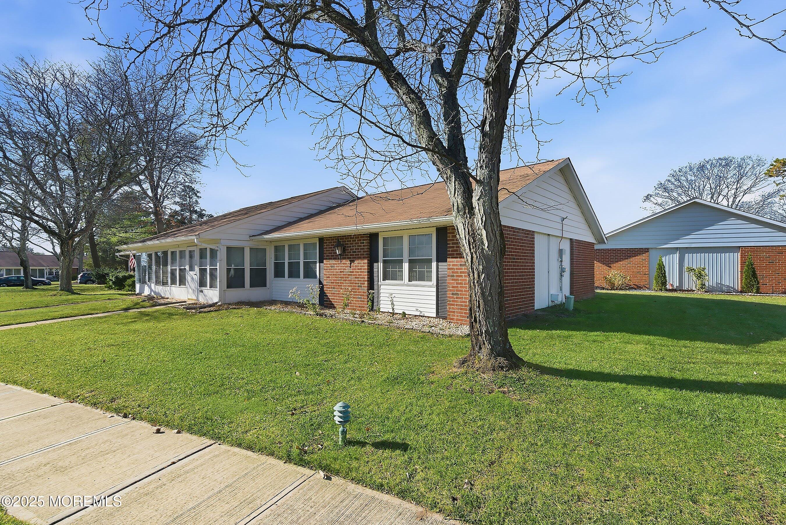 1169B Clydebank Court Image 2