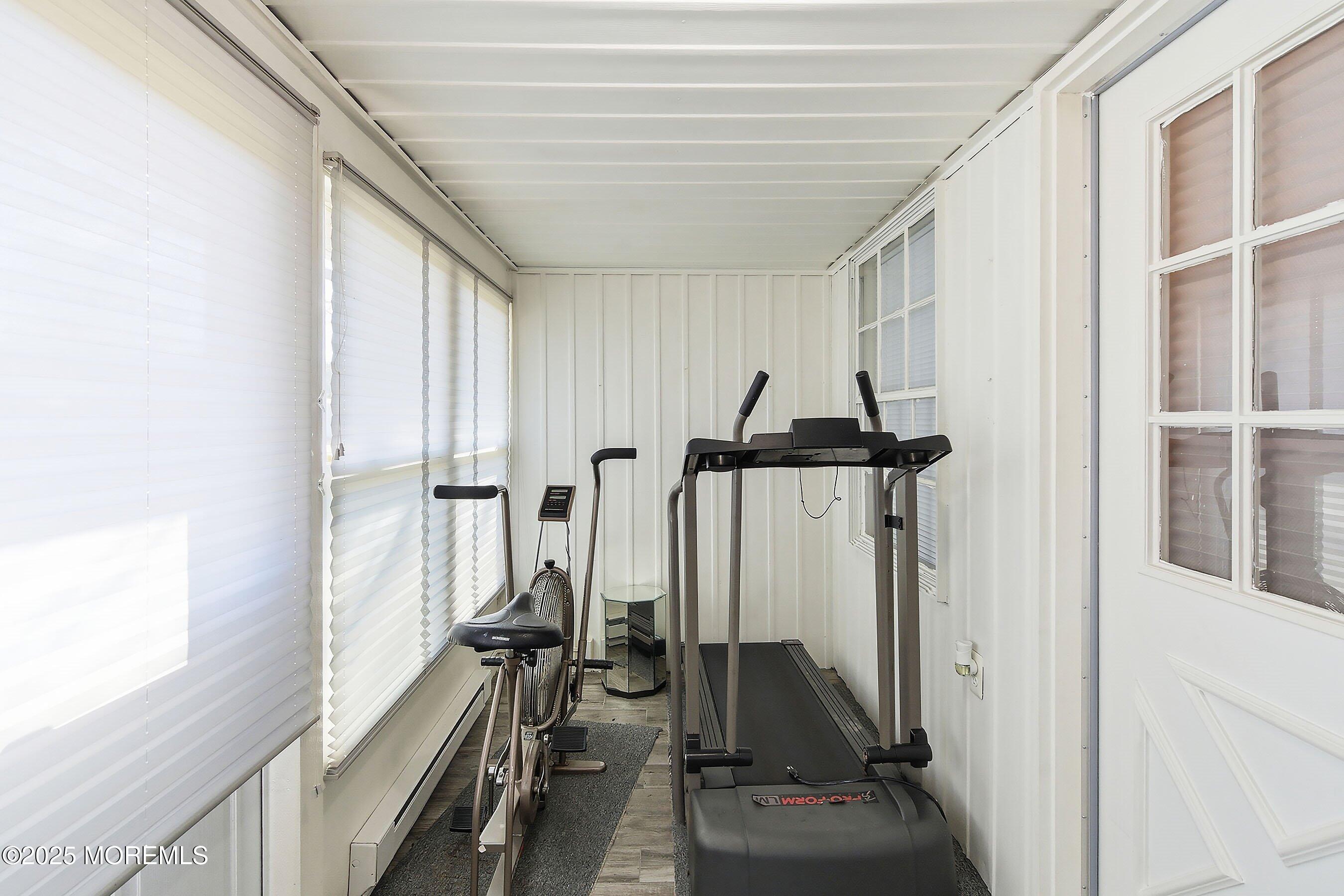 1169B Clydebank Court Image 4