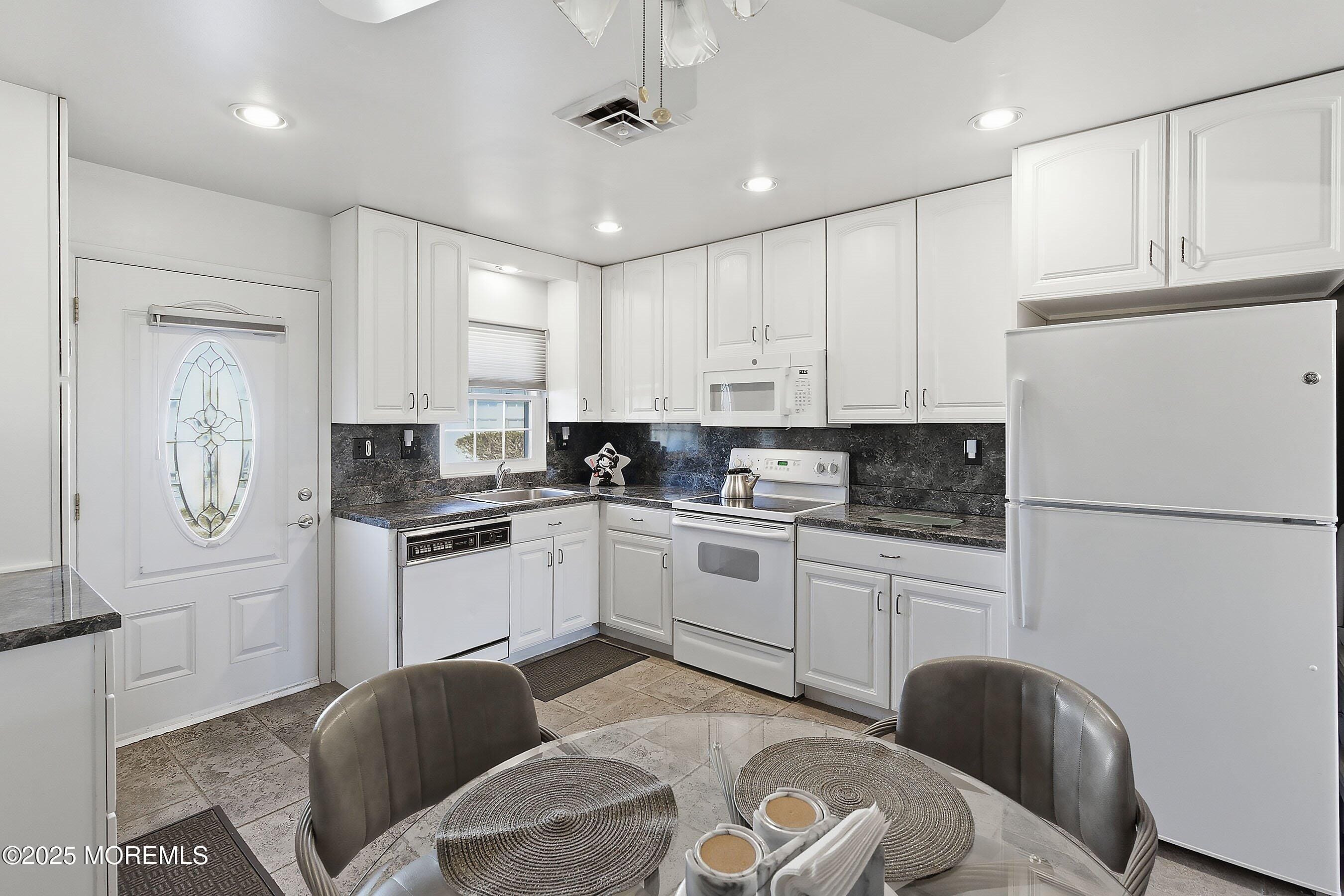 1169B Clydebank Court, Lakewood, NJ, 08701 image 9