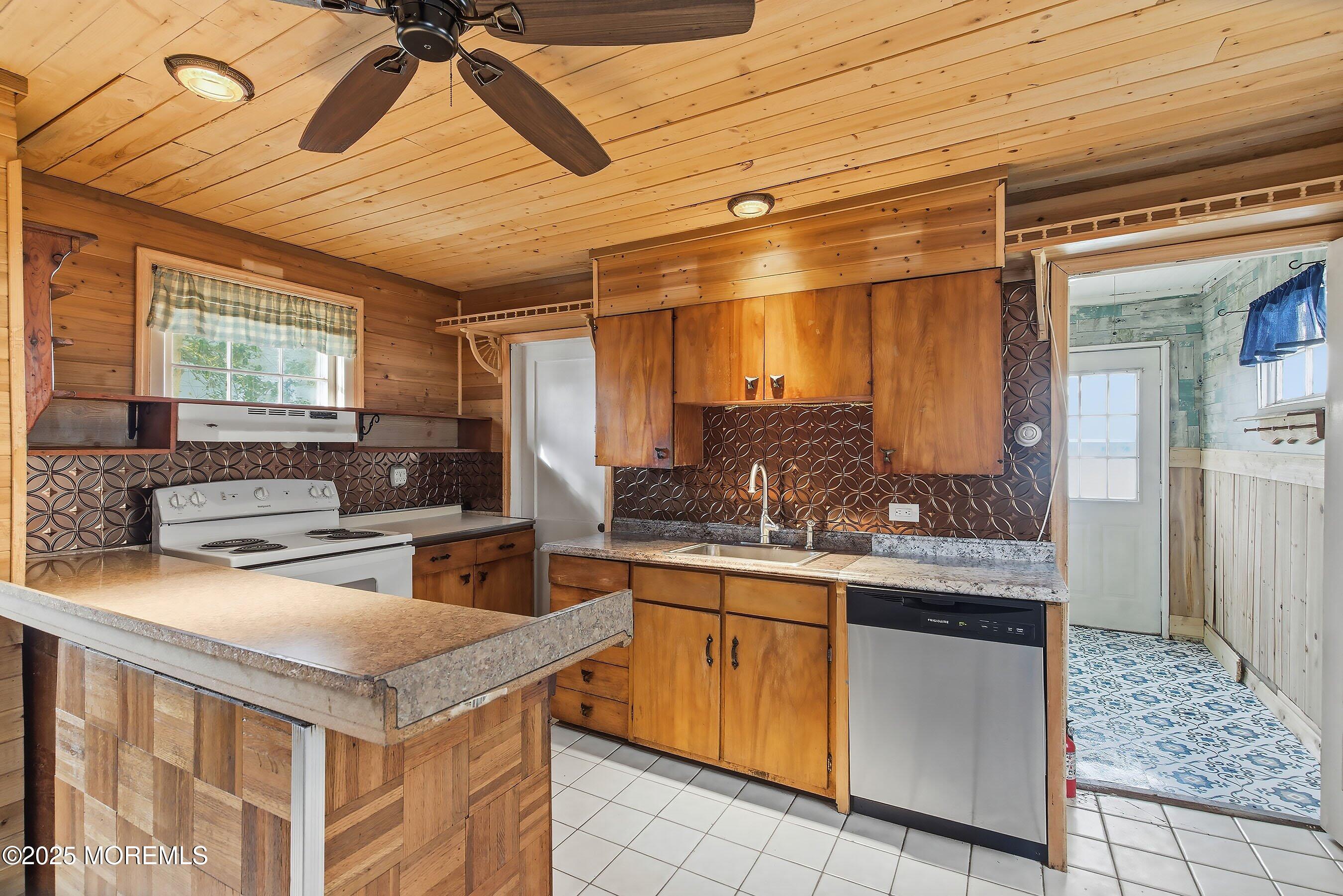 709 Talmadge Avenue, Oakhurst, NJ, 07755 image 11