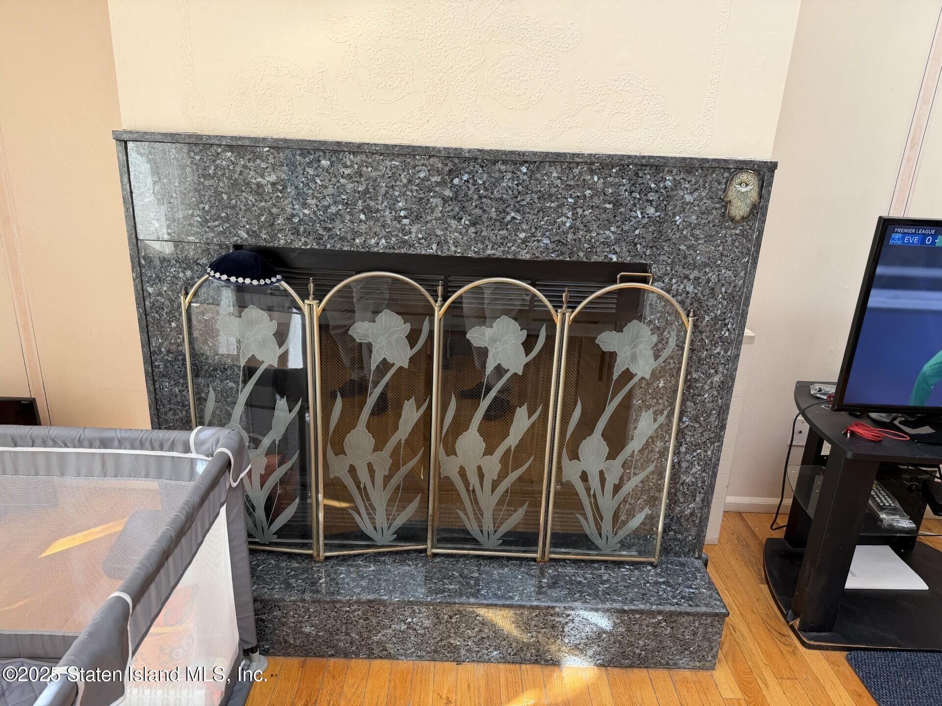 19 Woodlawn Ave Image 5