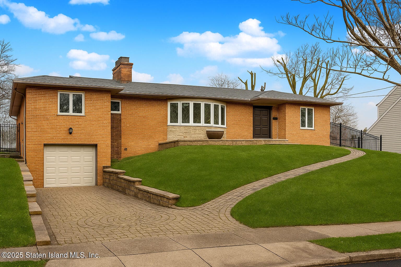 24 Ward Avenue, Staten Island, NY, 10304