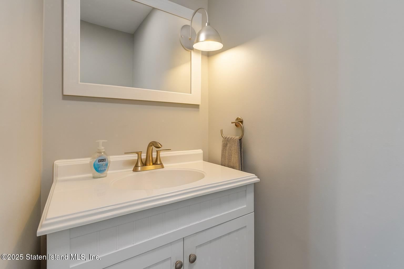 20 Helene Court, Staten Island, NY, 10309 image 16