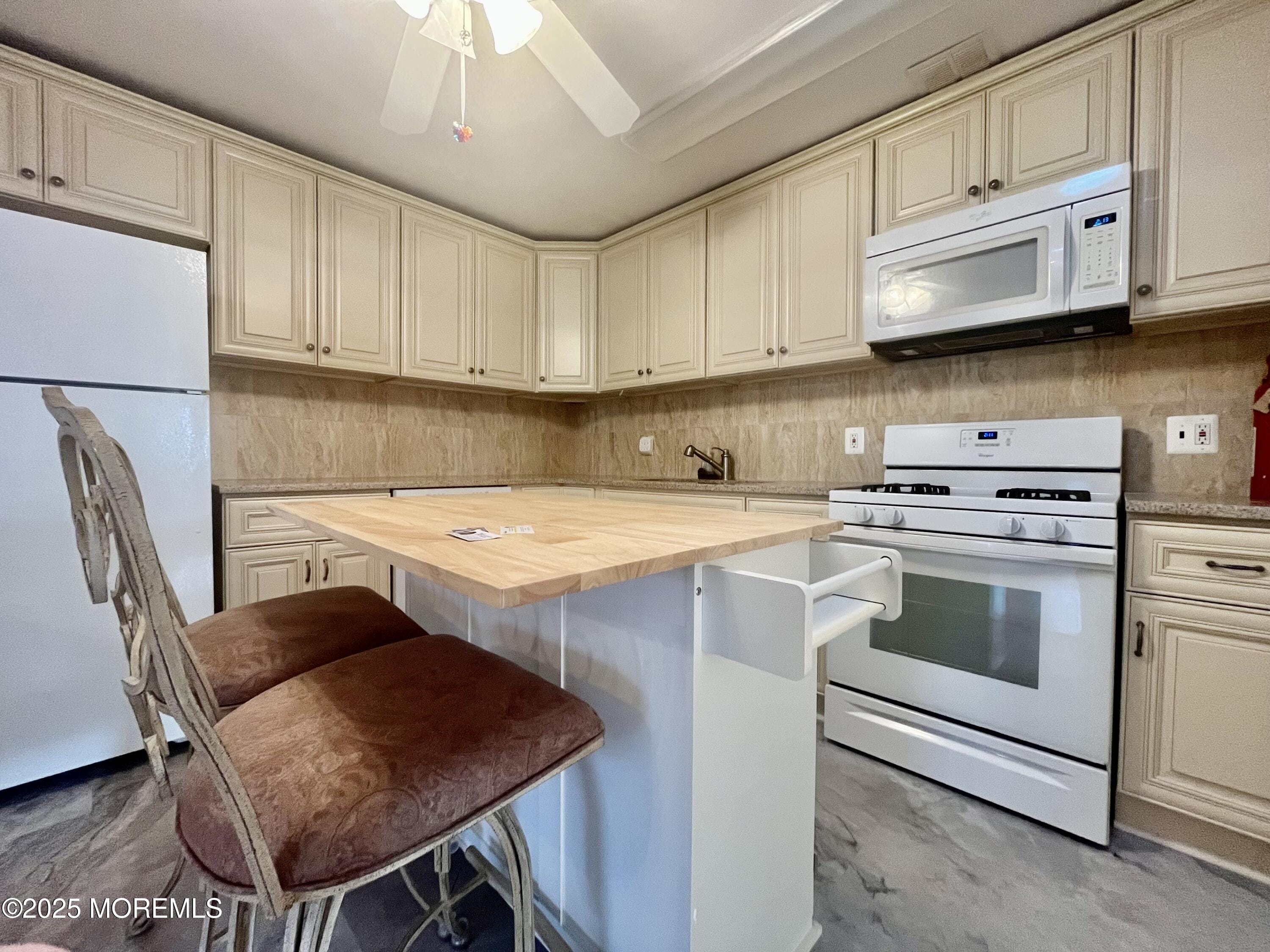 8 Lark Street A Image 4