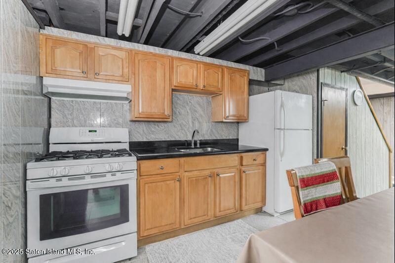 7 Foote Avenue, Staten Island, NY, 10301 image 24