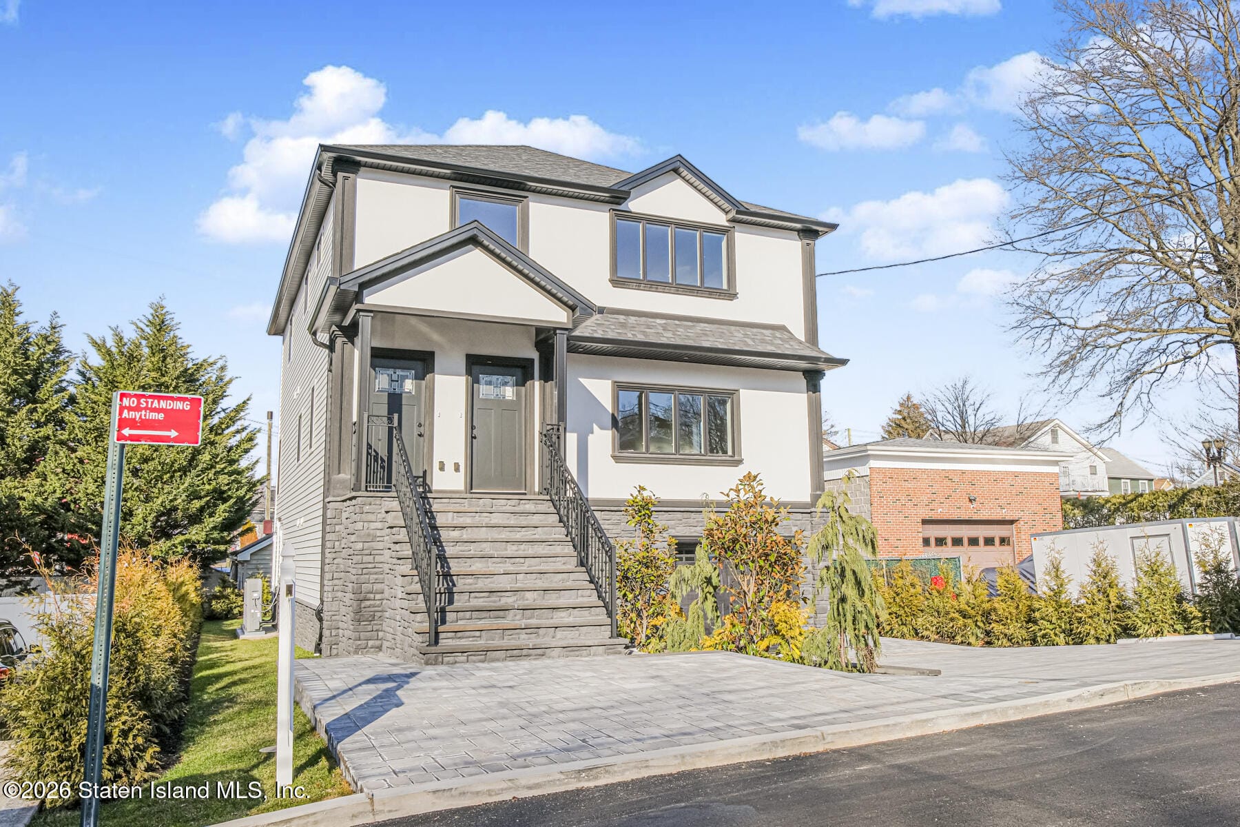 27 Utica Street Image 1