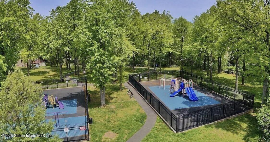 22 Charleston Avenue, Staten Island, NY, 10309 image 32