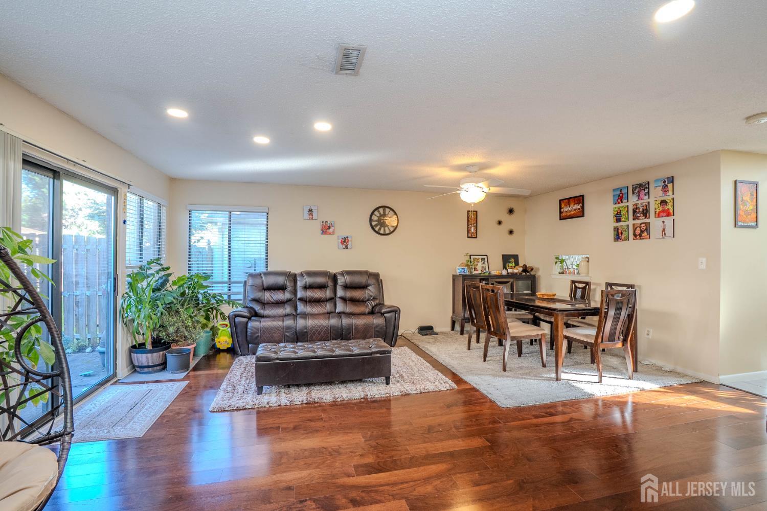 58 Park Gate Drive Image 3