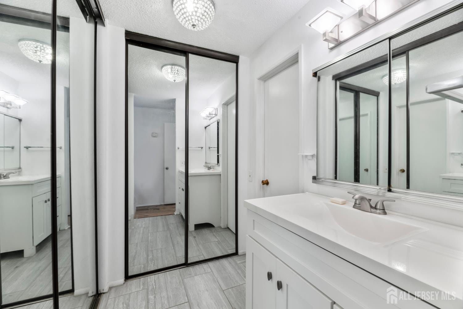 166 Laurel Plaza 166c, Monroe, NJ, 08831 image 16